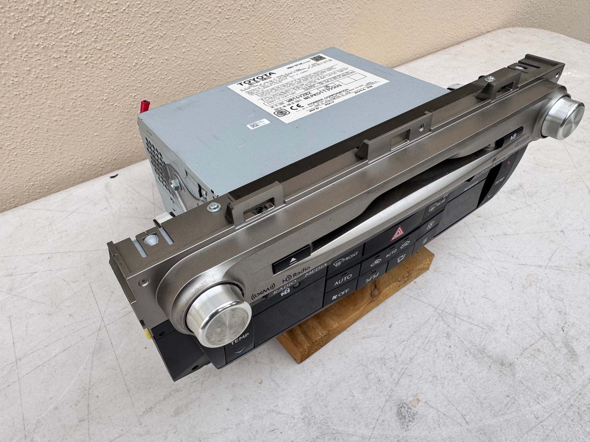 2013-2015 LEXUS GS350 Gracenote OEM XM HD Radio Climate Control 86130-30B10