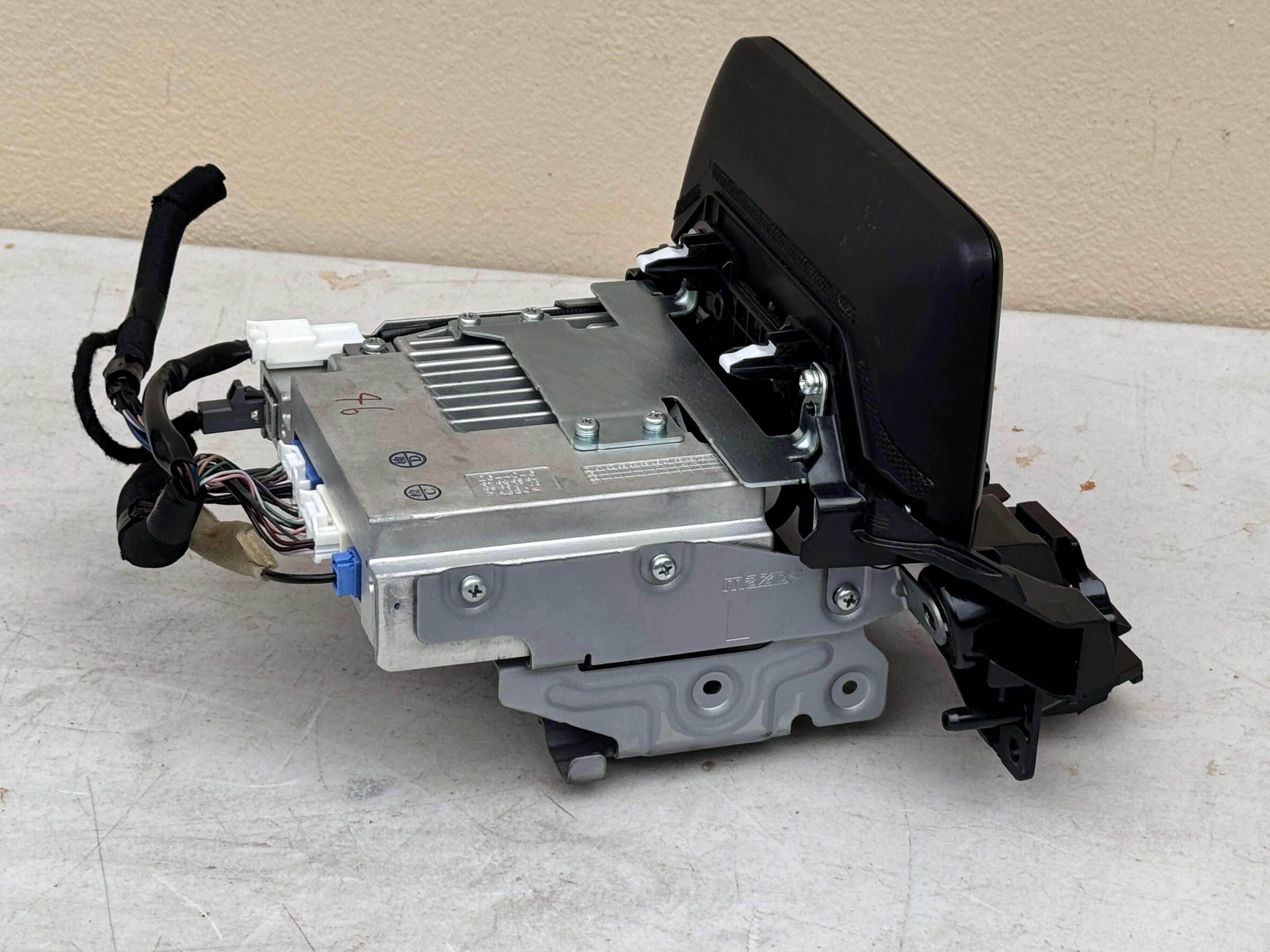 2017-2020 MAZDA CX-5 Navigation Radio Receiver Unit Display OEM