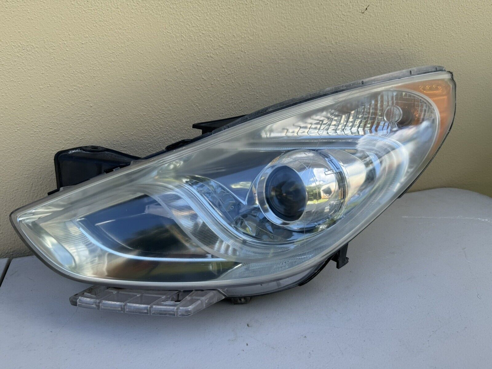 Hyundai Sonata Headlights | OEM Headlights | rightchoiceautoparts