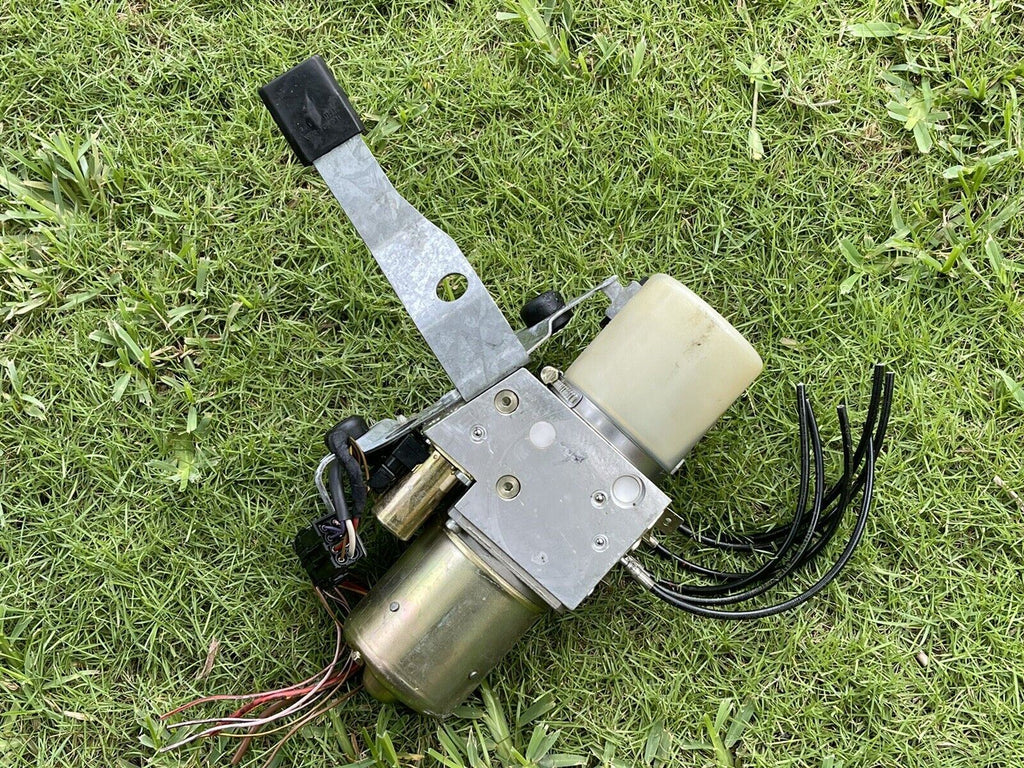 97-04 Mercedes-Benz R170 SLK320 SLK32 SLK230 Convertible Top Pump Motor OEM