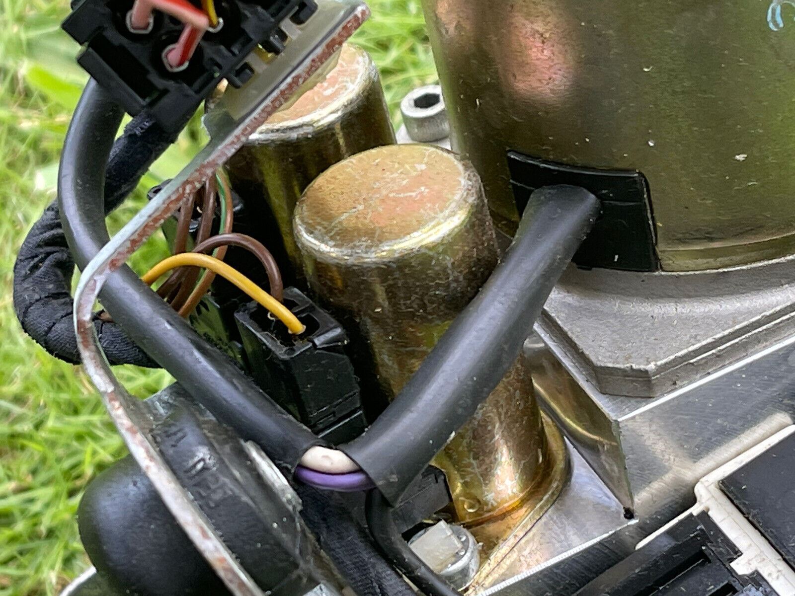 97-04 Mercedes-Benz R170 SLK320 SLK32 SLK230 Convertible Top Pump Motor OEM