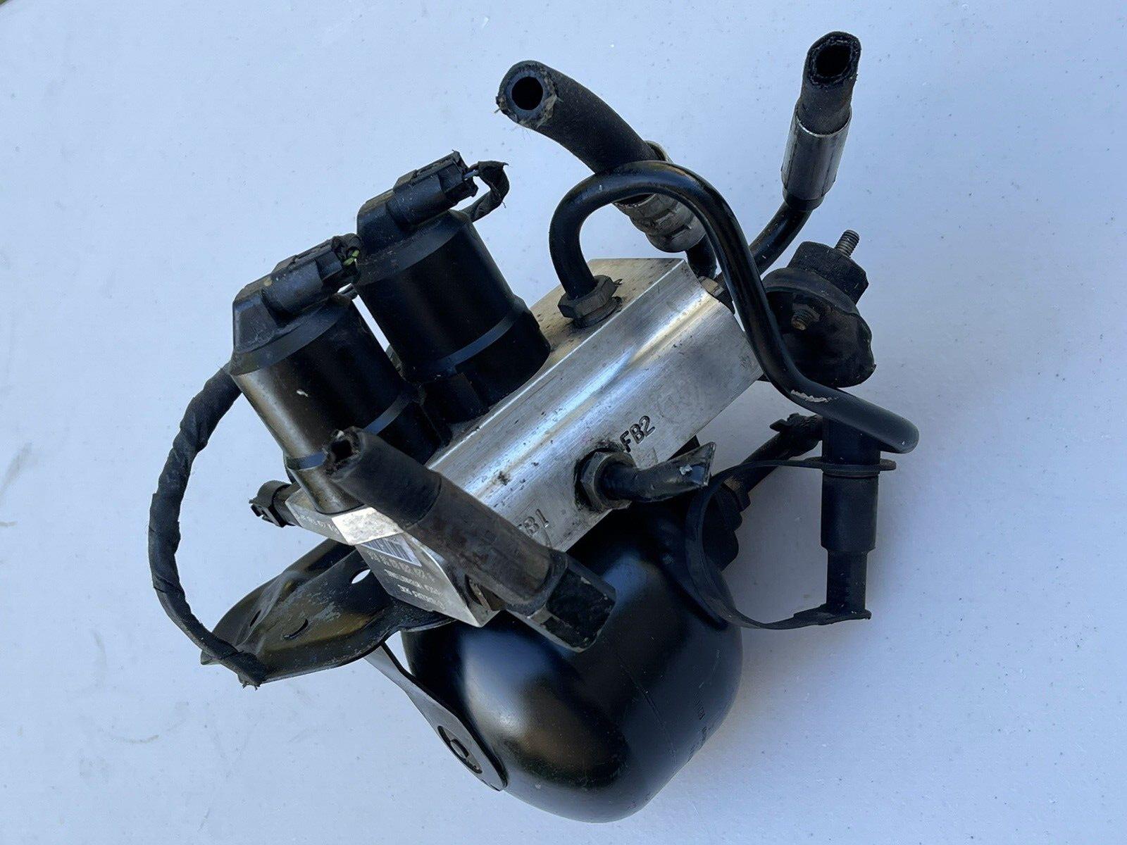 00-06 Mercedes-Benz W220 CL-Class CL500 Hydraulic Suspension Valve Block OEM