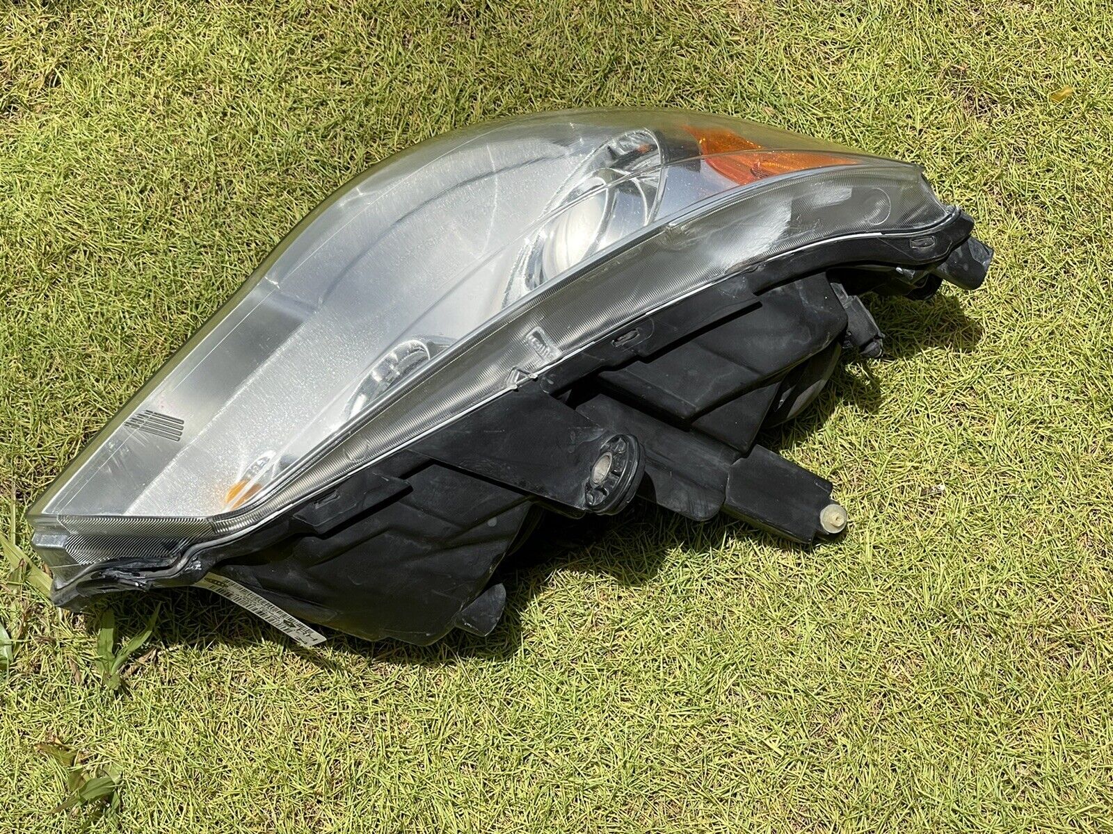 Chrysler Town and Country Headlight | rightchoiceautoparts