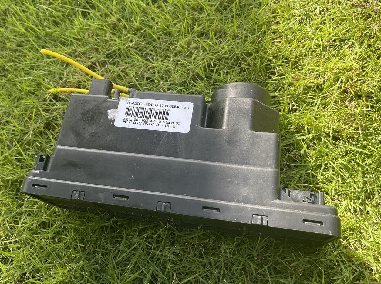 04-08 Chrysler Crossfire Vacuum Pump Central Door Locking OEM