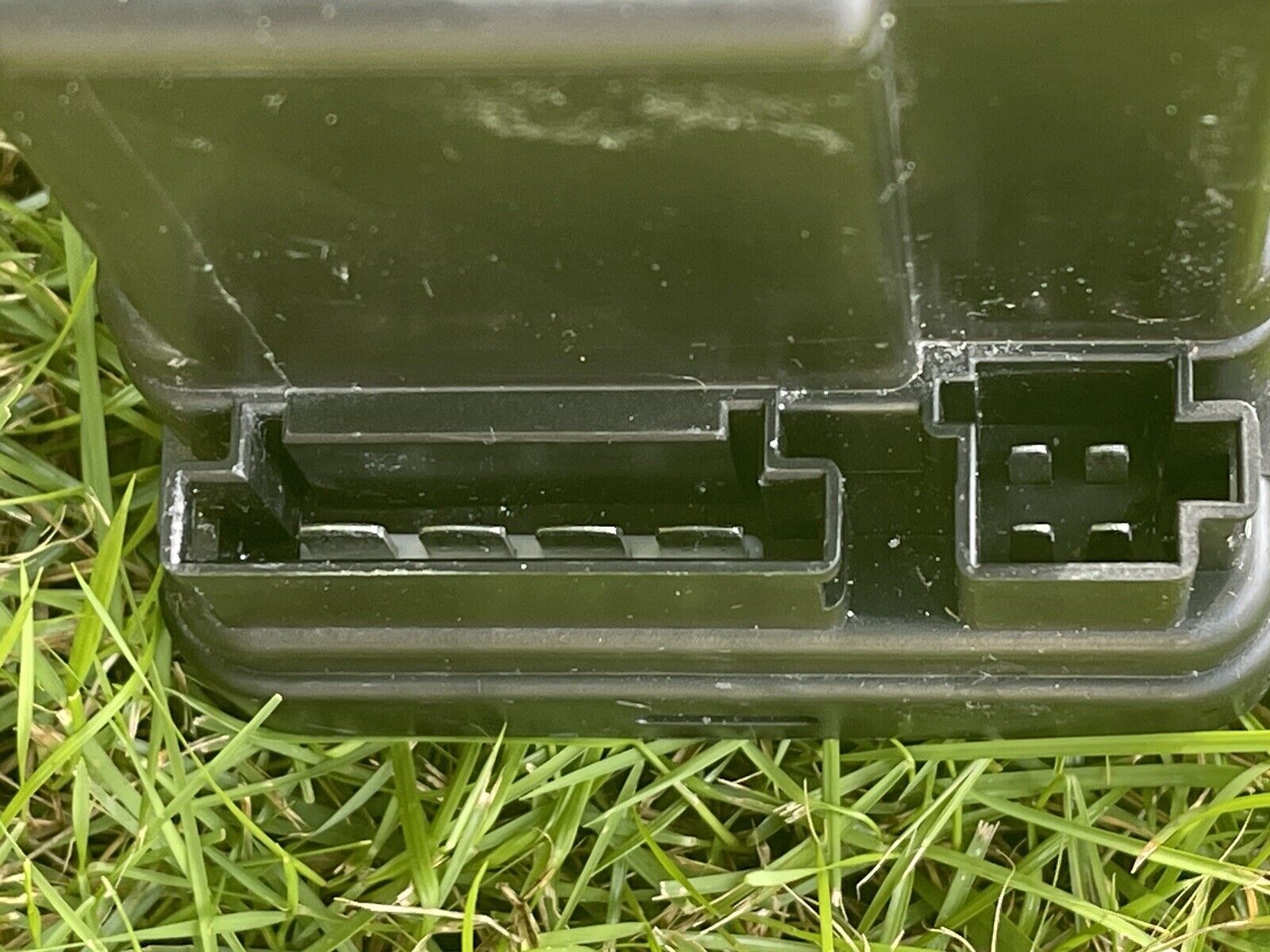 04-08 Chrysler Crossfire Vacuum Pump Central Door Locking OEM