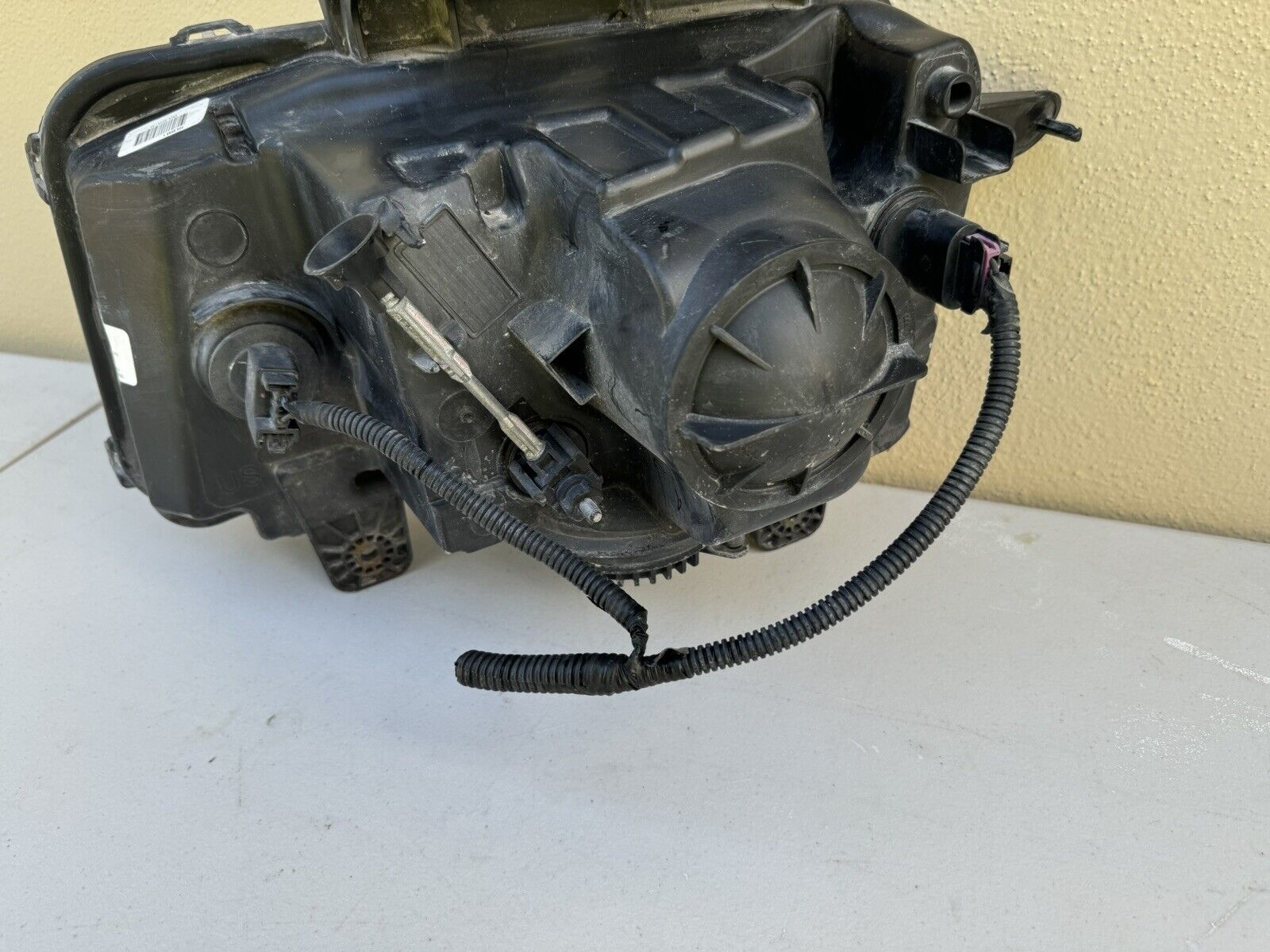 2010 Camaro HID Headlights | OEM HID Headlight | rightchoiceautoparts