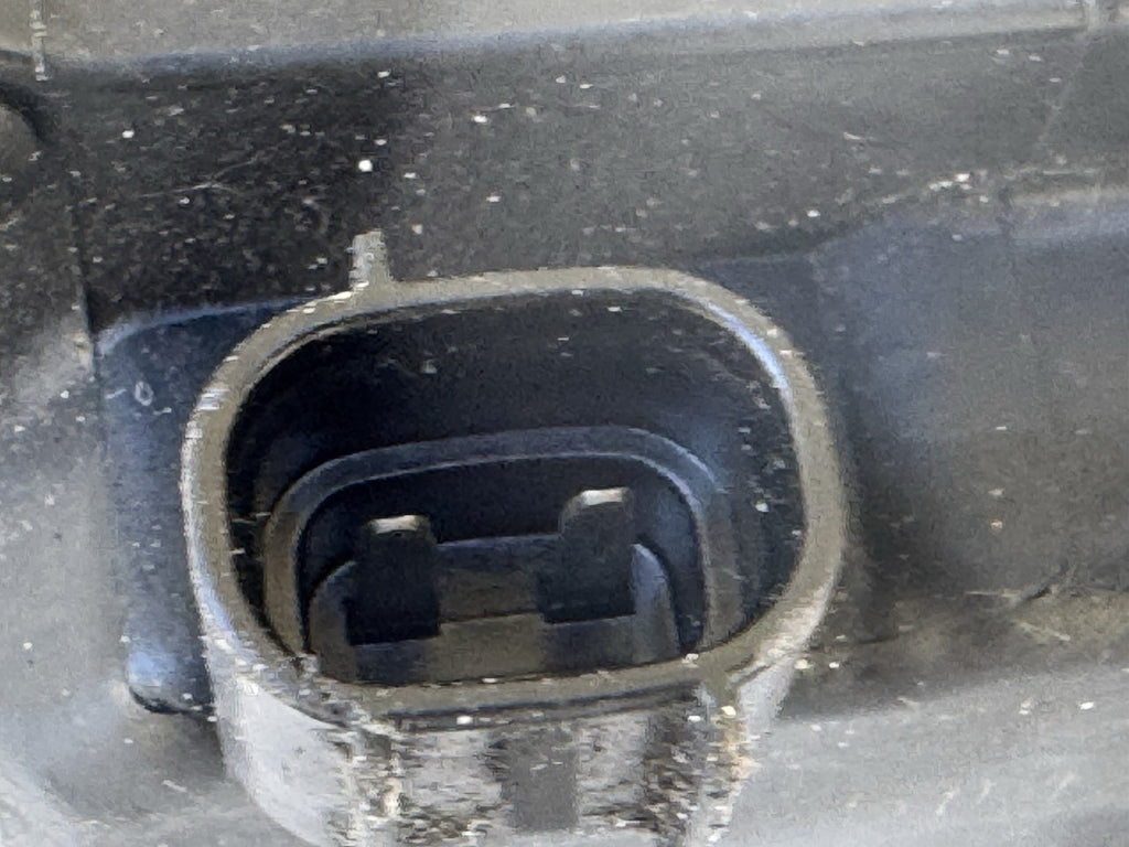 02-05 Lexus SC430 Genuine OEM V8 4.3L Throttle Body GS400 LS430