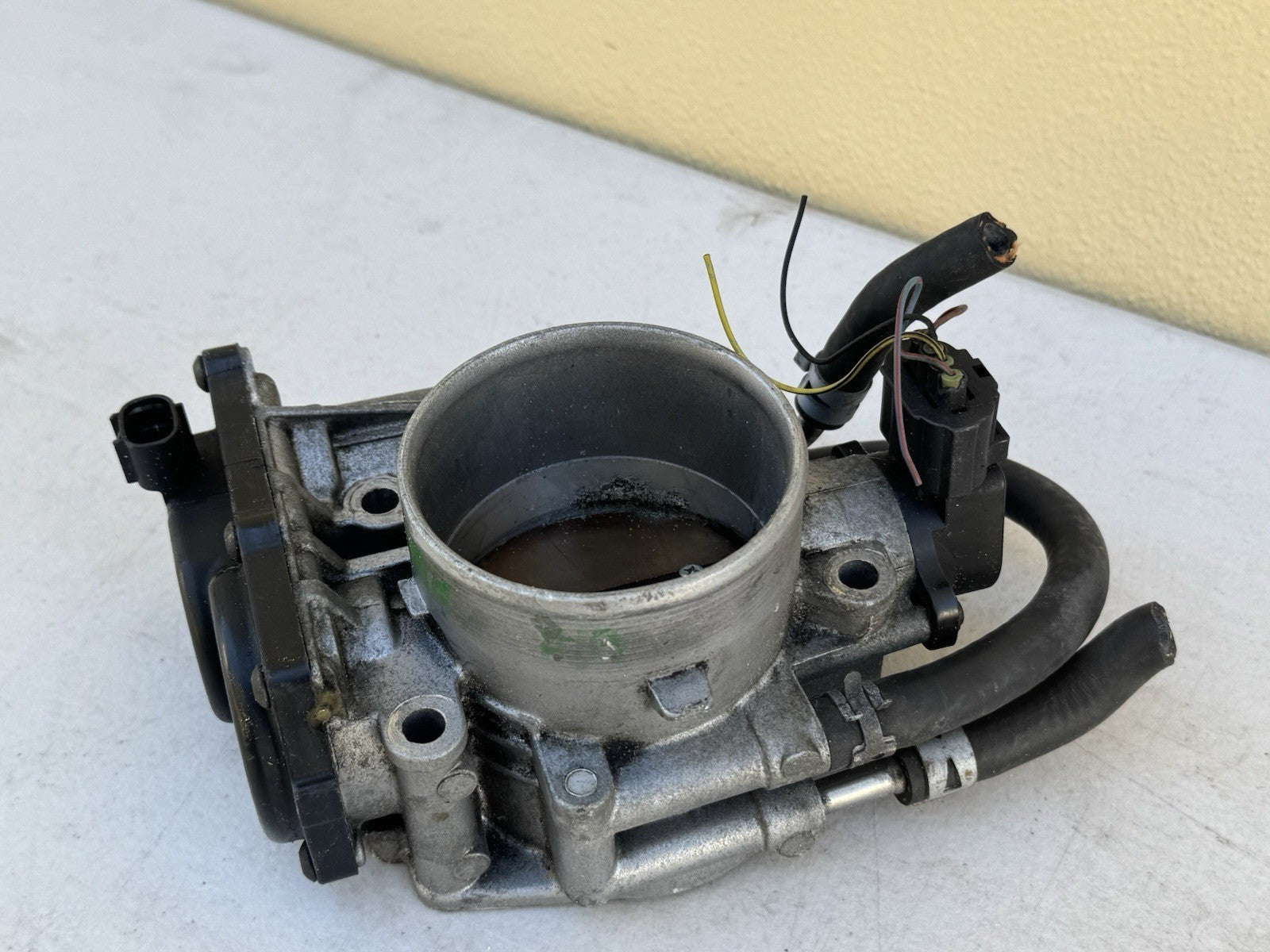 02-05 Lexus SC430 Genuine OEM V8 4.3L Throttle Body GS400 LS430