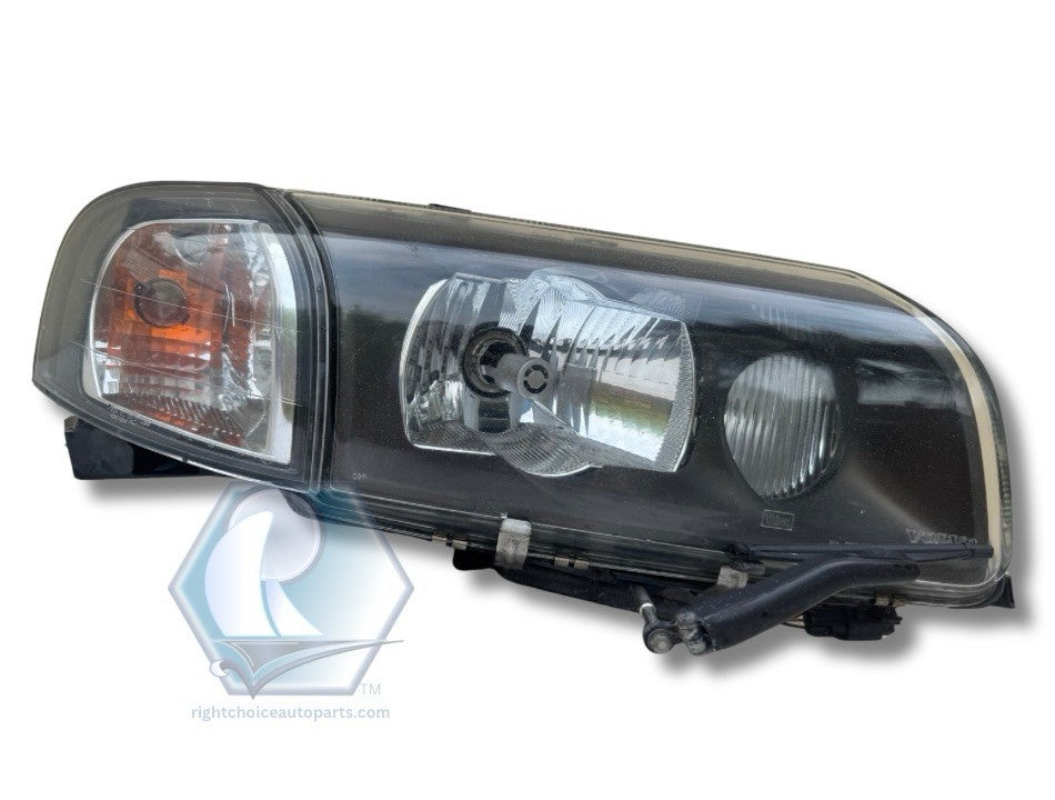 03-06 Volvo S80 OEM Right RH HID Headlight Assembly w/Turn Signal