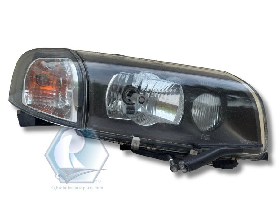 03-06 Volvo S80 OEM Right RH HID Headlight Assembly w/Turn Signal