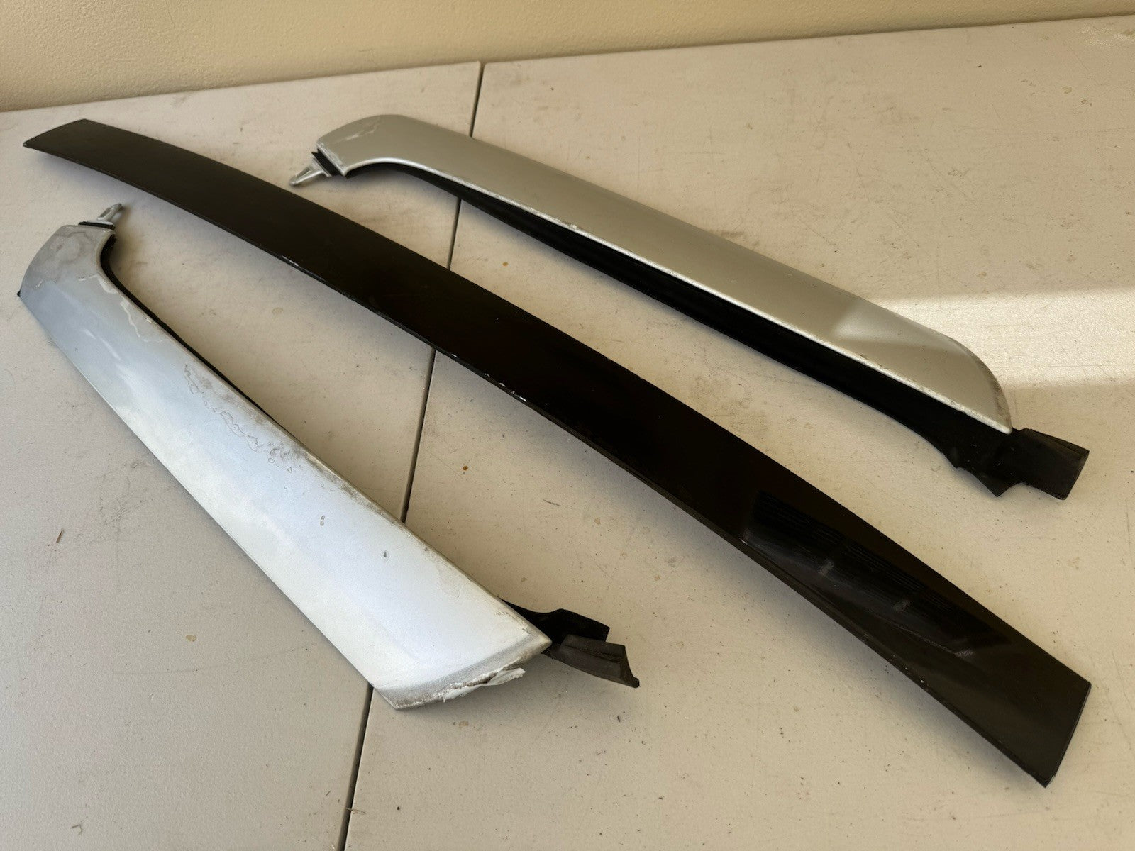 04-08 Chrysler Crossfire Windshield Trim Set OEM