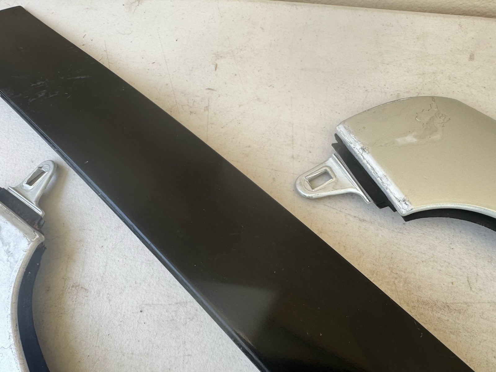 04-08 Chrysler Crossfire Windshield Trim Set OEM