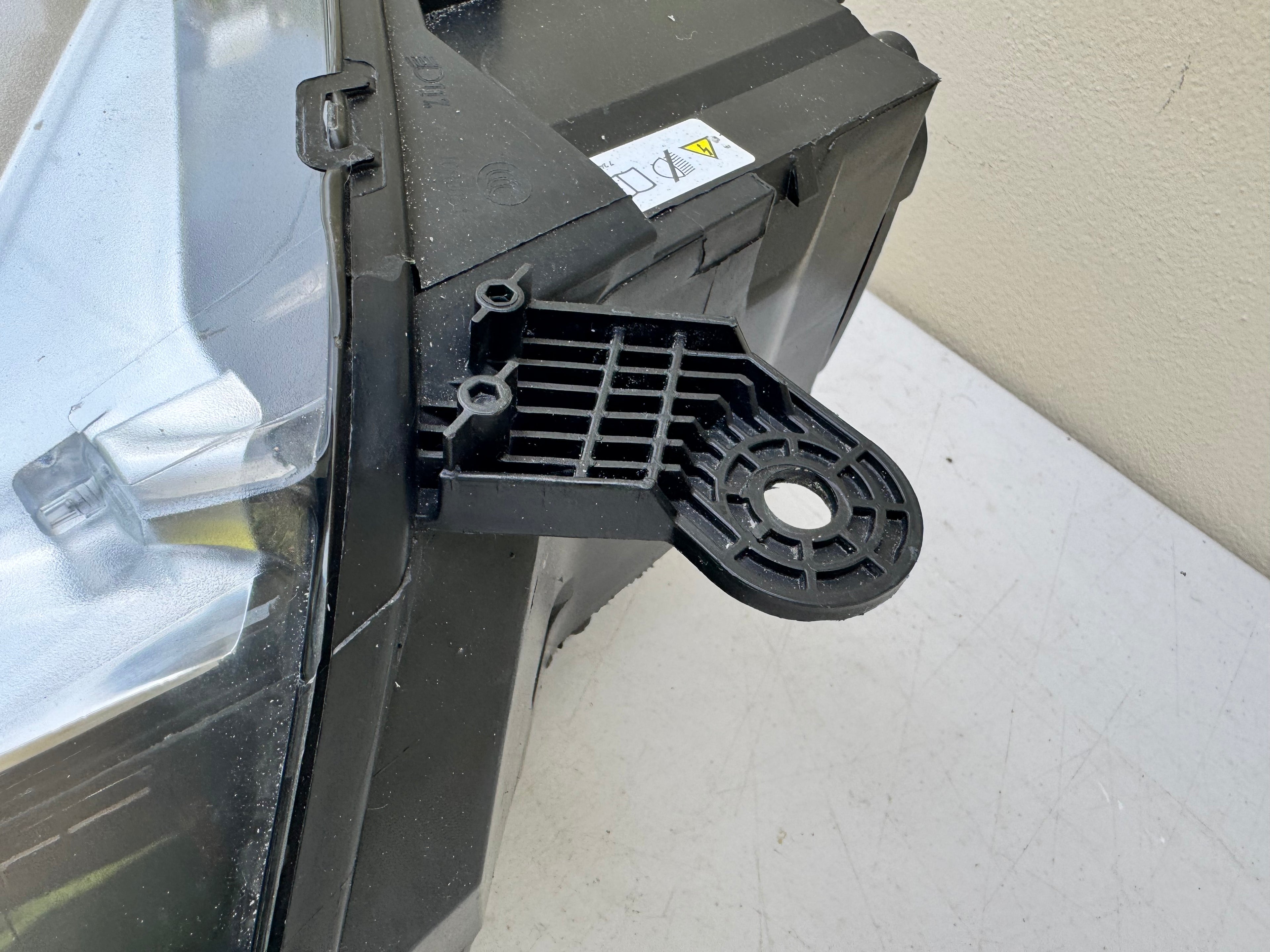 2011-2014 BMW X3 Right RH AFS Adaptive HID Xenon Headlight Assembly OEM