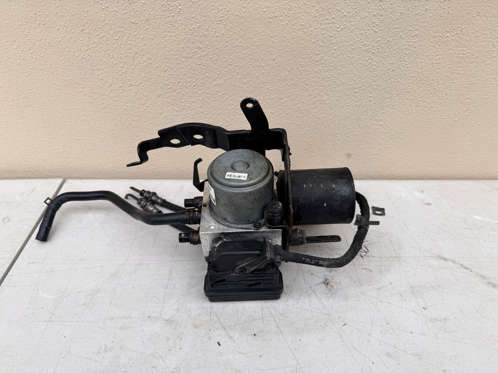 2011-2013 Kia Optima Hybrid ABS pump Antilock Brake 58620-4U001