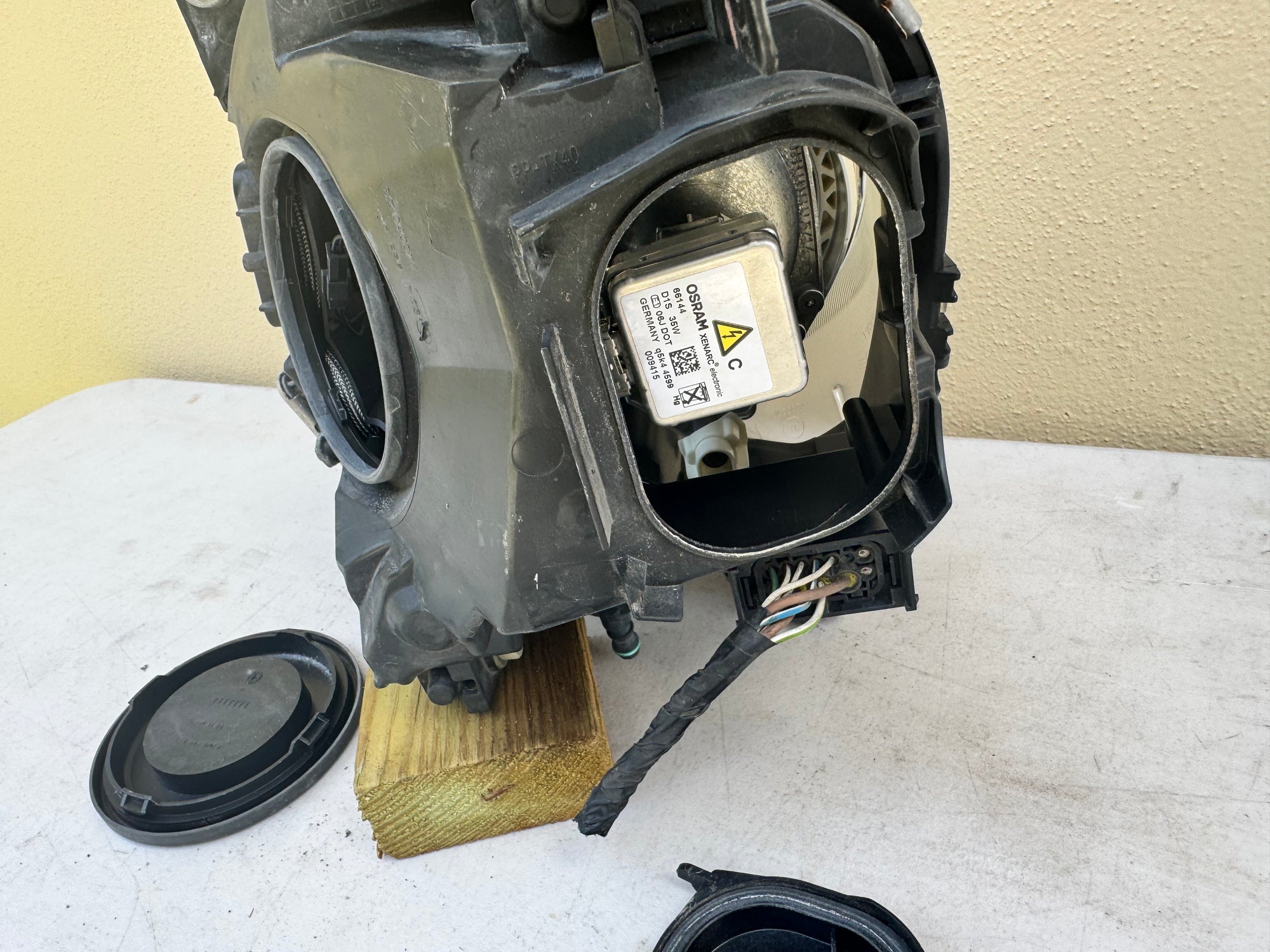 07-15 Mini Cooper R55 R56 R57 R58 R59 Bi-Xenon HID Headlight Assembly OEM LH