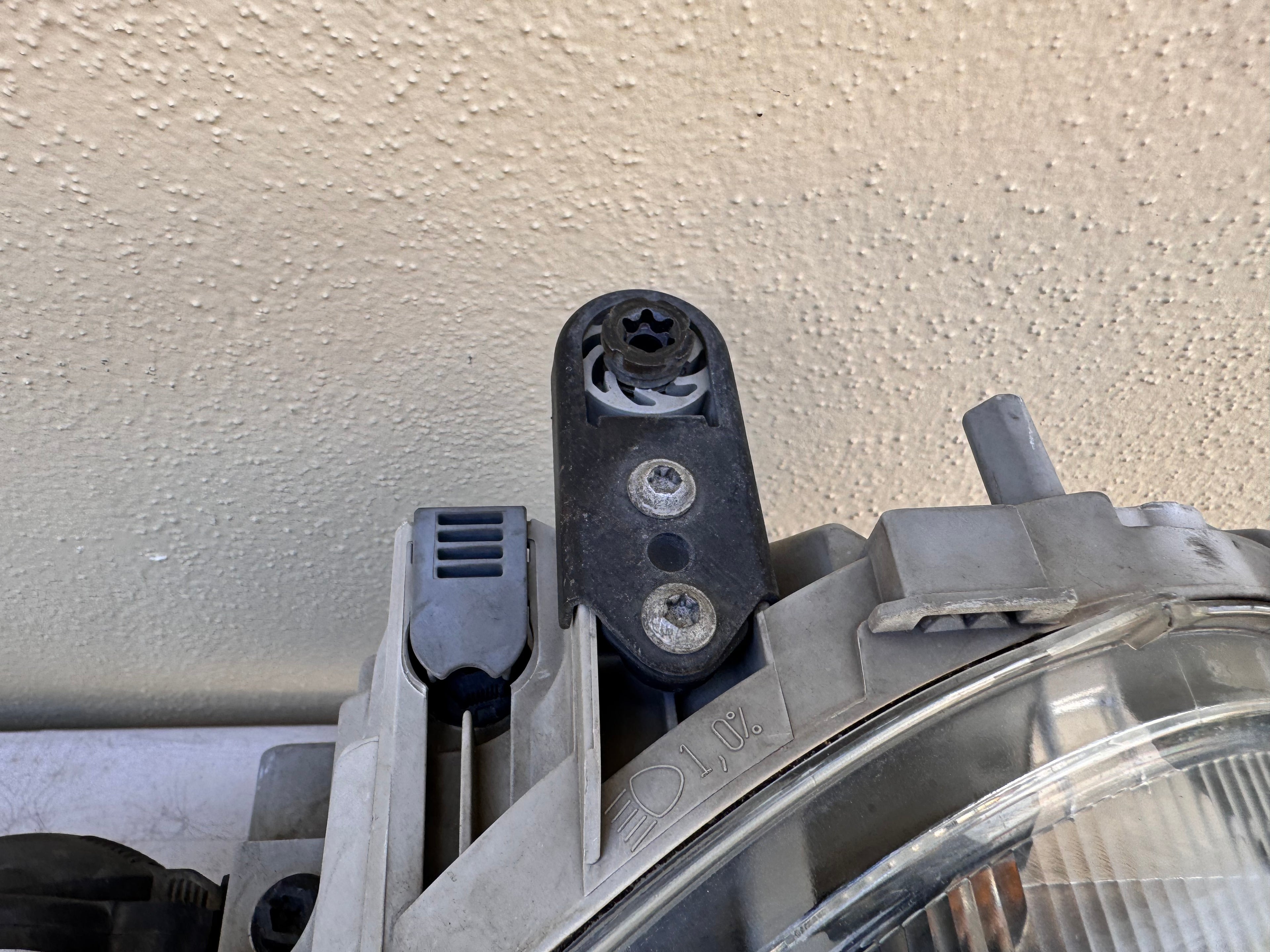 2003-2007 Mercedes W203 C230 C280 Bi-Xenon HID Headlight Assembly OEM Pair