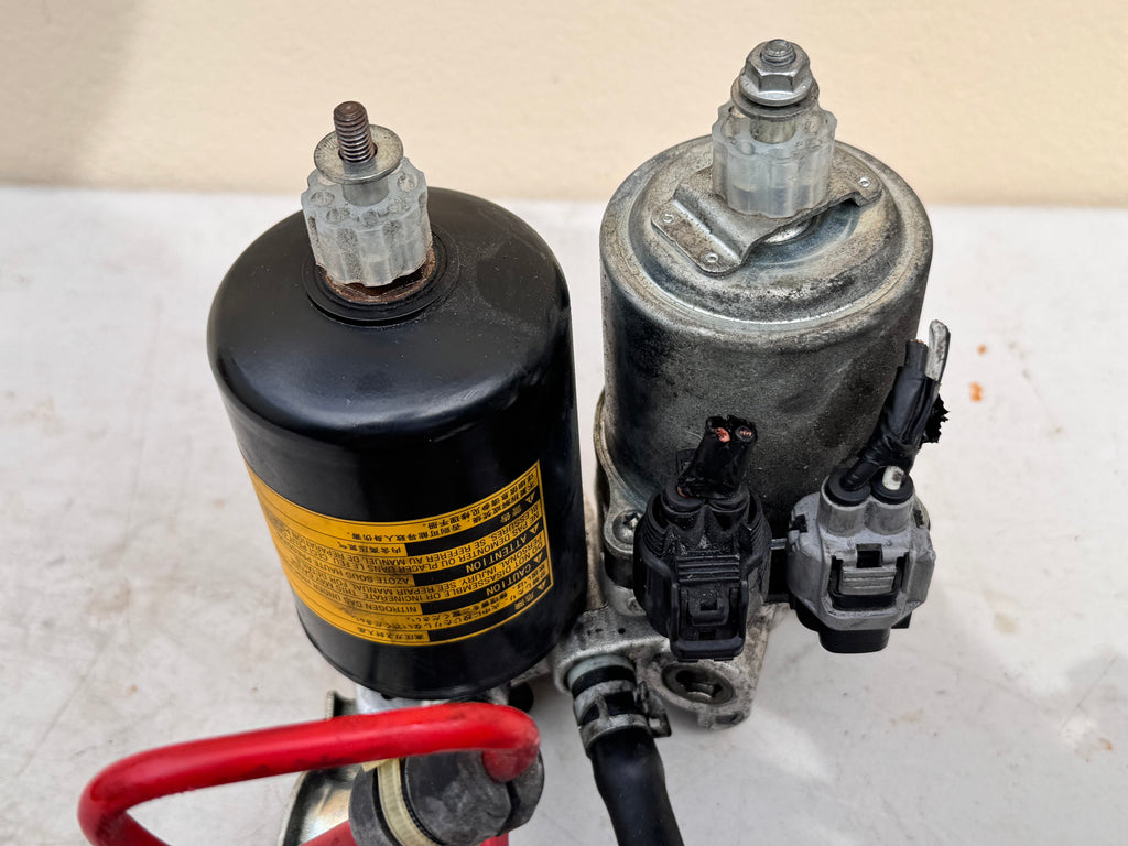 2010-2015 Toyota Prius HYBRID ABS BRAKE PUMP HYDRAULIC ANTI LOCK BOOSTER OEM