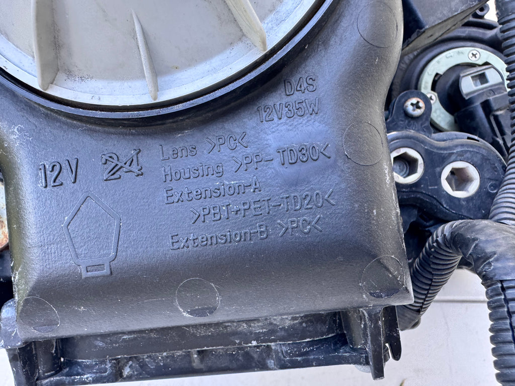 2010-2012 Lexus ES350 Xenon HID Headlight Assembly OEM LH+RH Pair