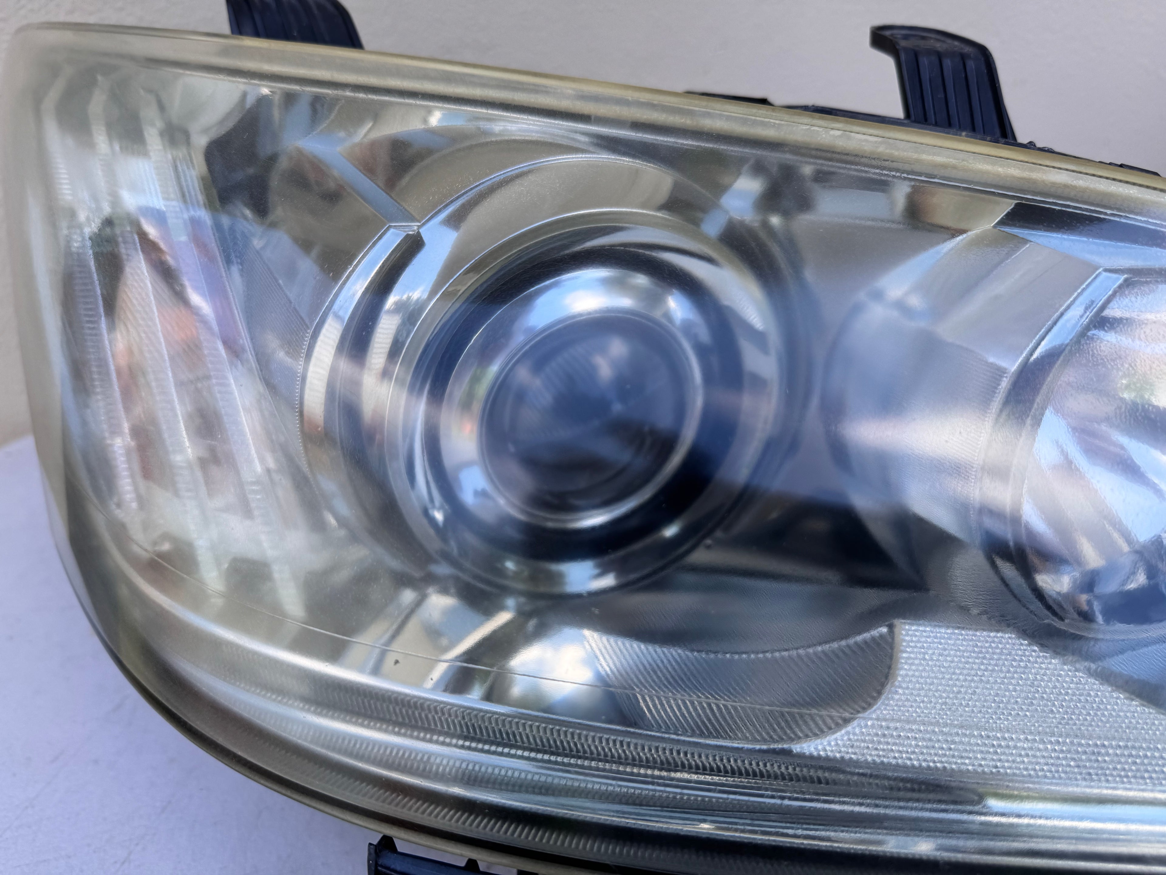 2010-2012 Lexus ES350 Xenon HID Headlight Assembly OEM LH+RH Pair