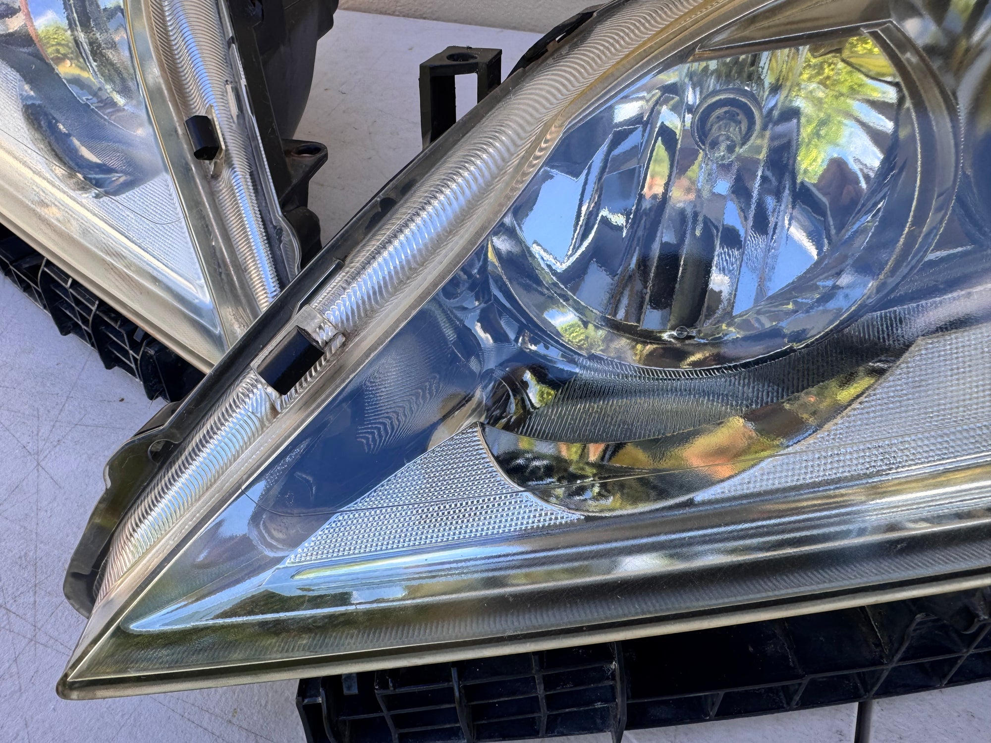 2010-2012 Lexus ES350 Xenon HID Headlight Assembly OEM LH+RH Pair