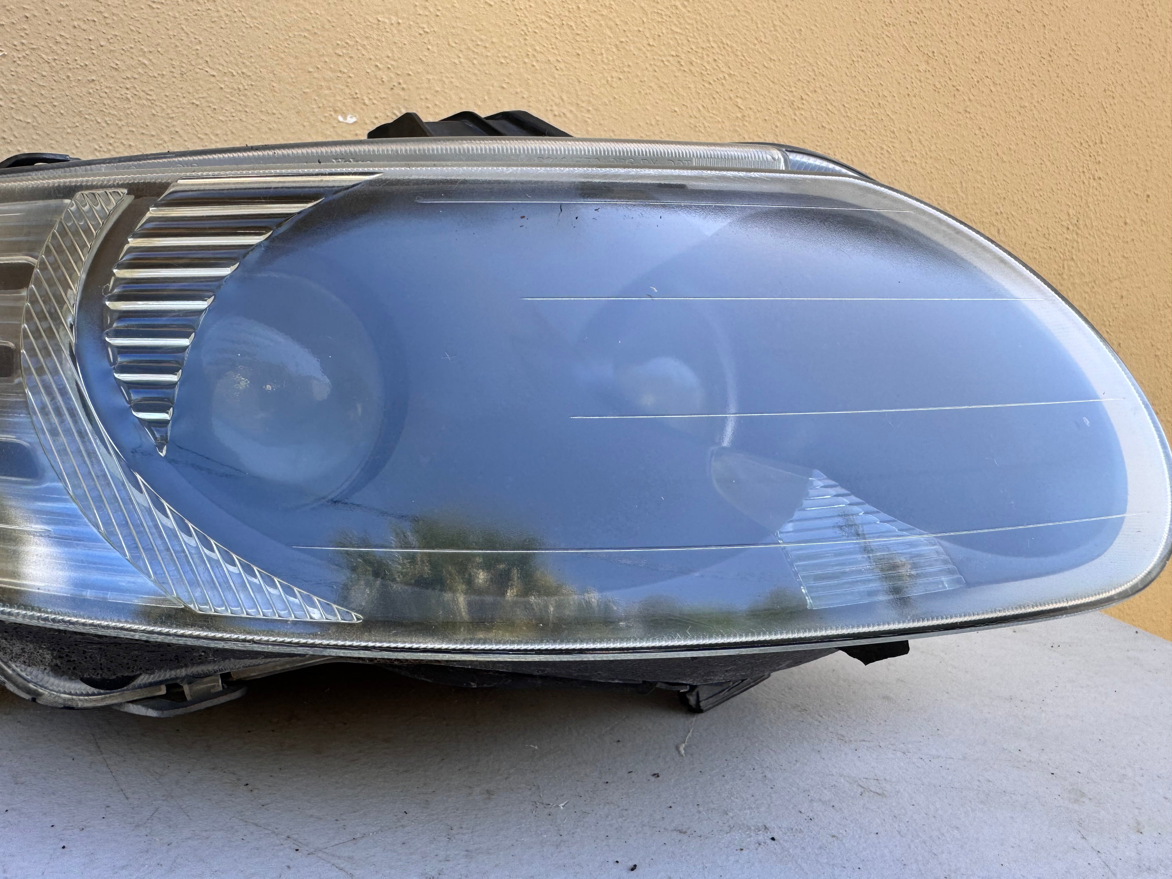 2006–2009 Saab 9-5 Xenon HID Headlight RH OEM 12762515