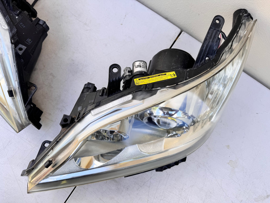 2010-2012 Lexus ES350 Xenon HID Headlight Assembly OEM LH+RH Pair