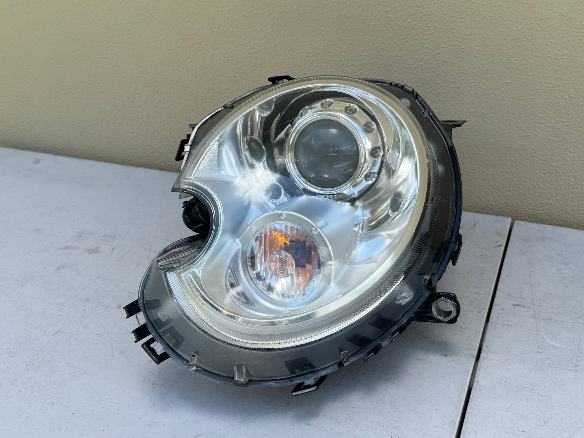 07-15 Mini Cooper R55 R56 R57 R58 R59 Bi-Xenon HID Headlight Assembly OEM LH