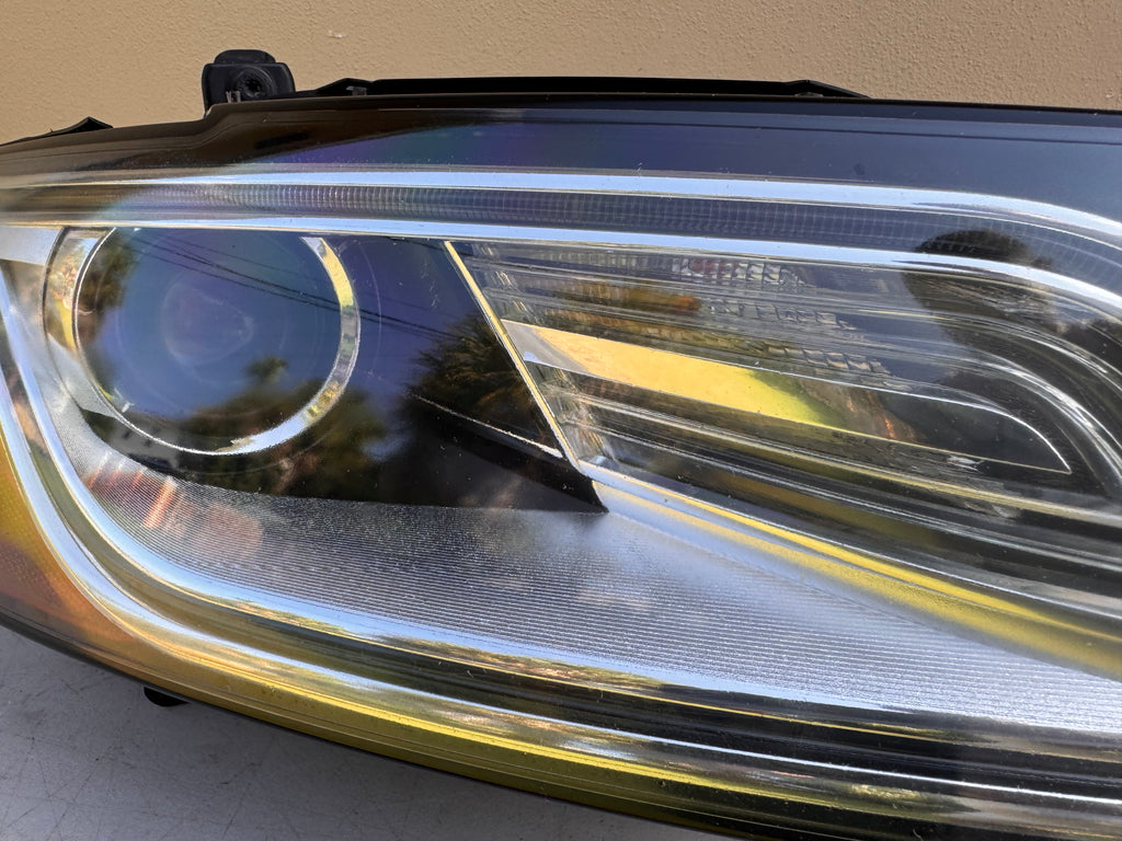 2013-2017 Audi Q5 Right Side HID Headlight Assembly OEM 8R0941006E