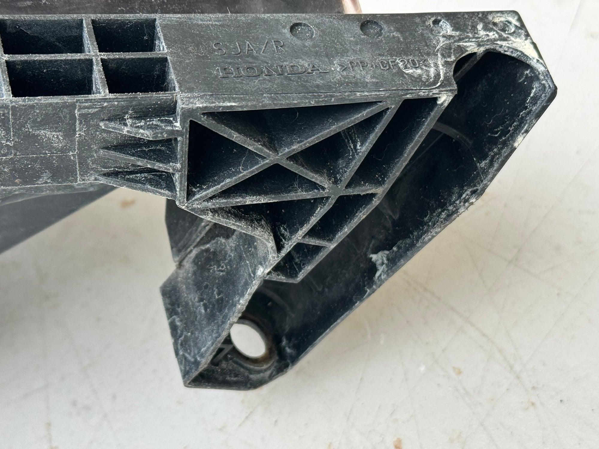 2005-2008 Acura RL Xenon HID OEM Headlight Assembly RH