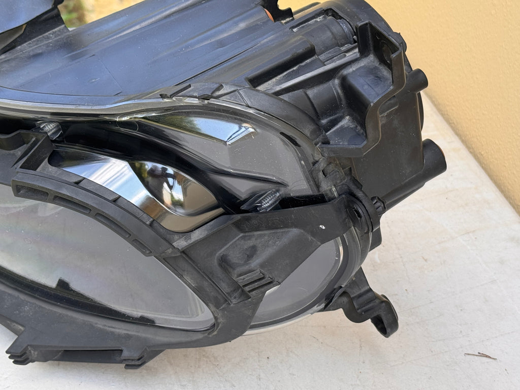 2014-2018 Jeep Cherokee LH Left HID Headlight Assembly OEM 68102849AE