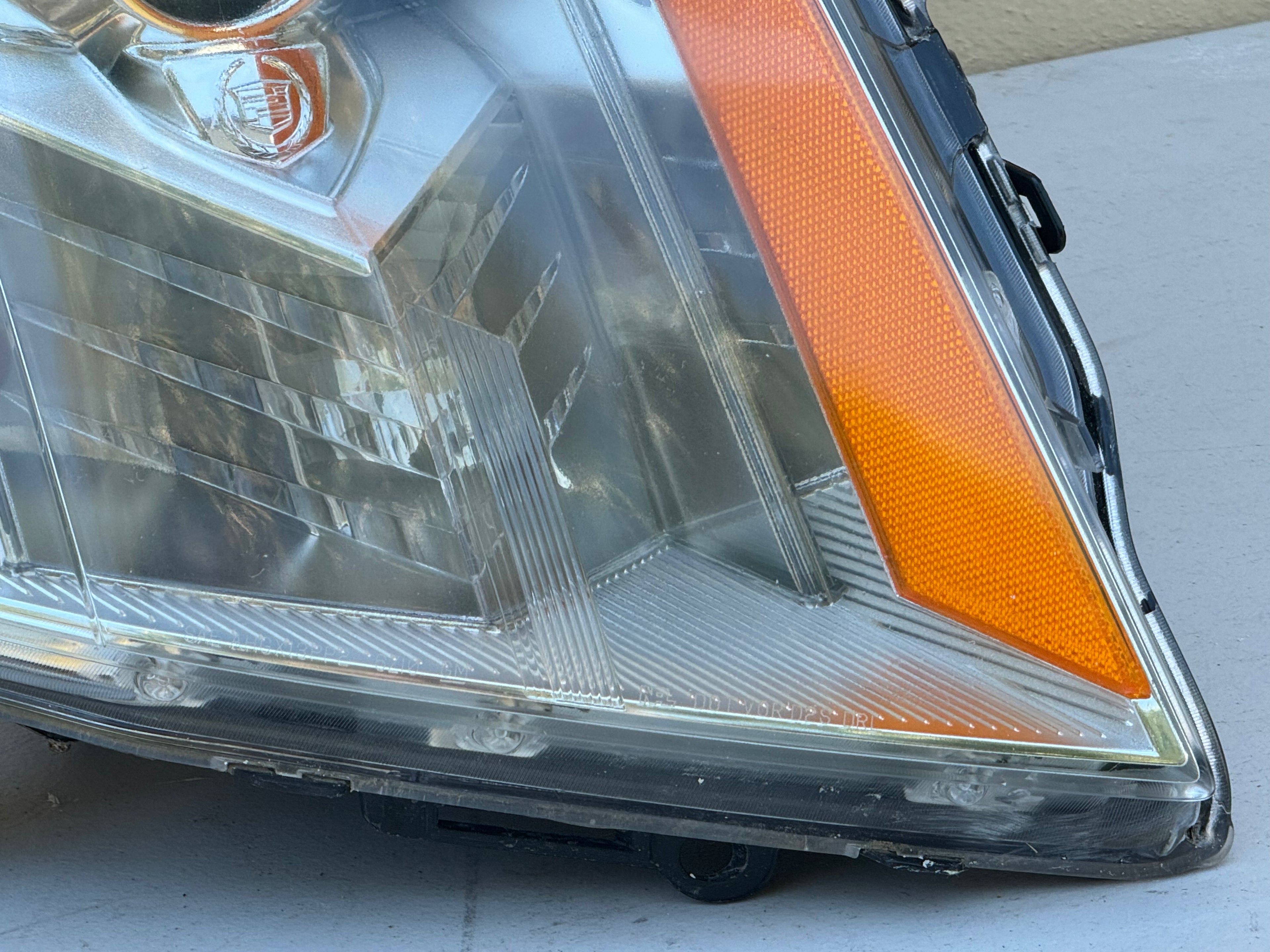 2010 Cadillac SRX Headlight | AFS Headlight | rightchoiceautoparts
