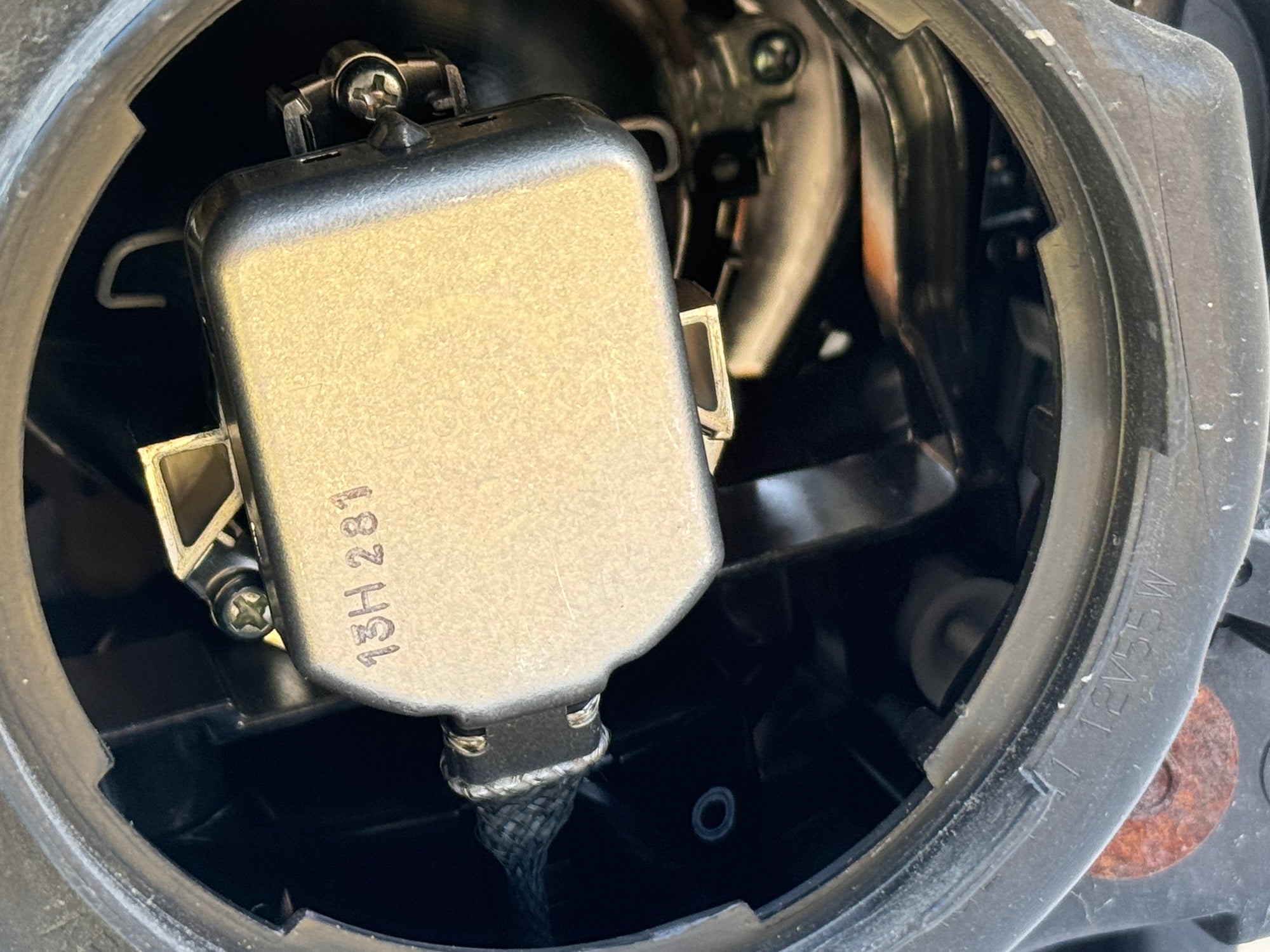 2010 Cadillac SRX Headlight | AFS Headlight | rightchoiceautoparts