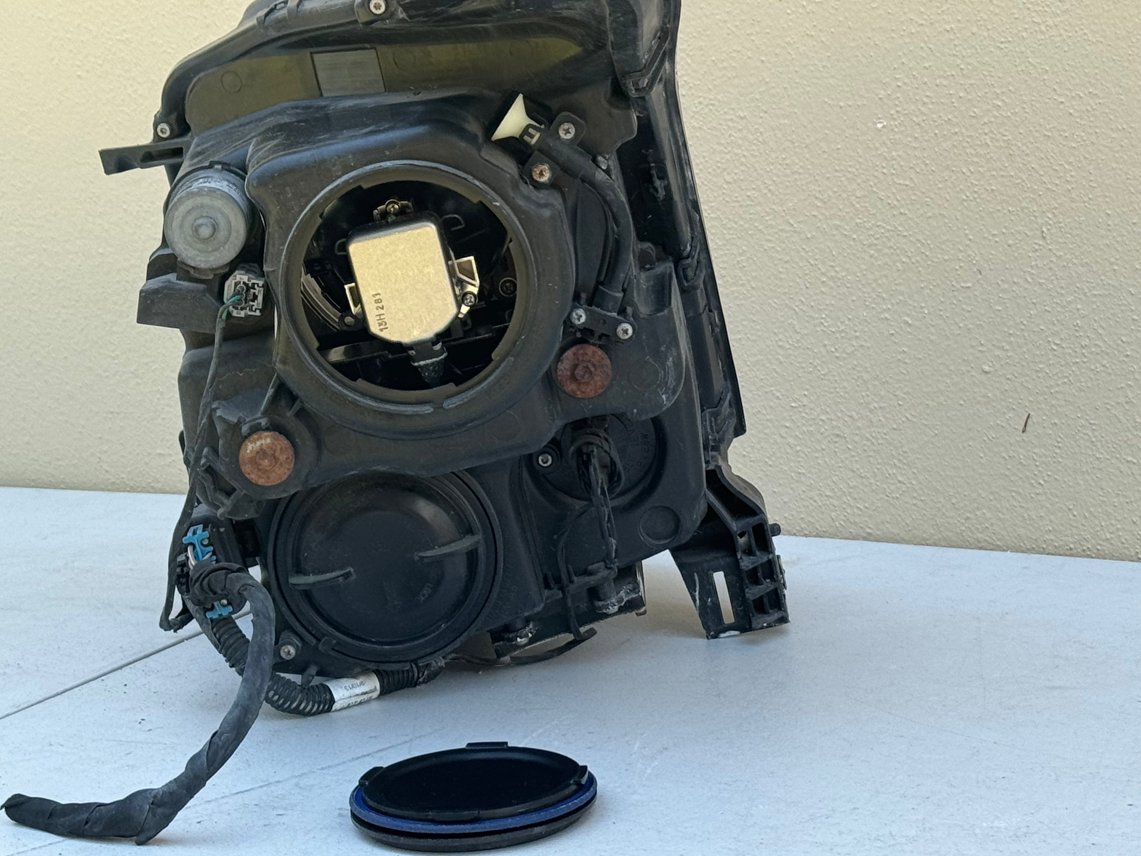 2010 Cadillac SRX Headlight | AFS Headlight | rightchoiceautoparts