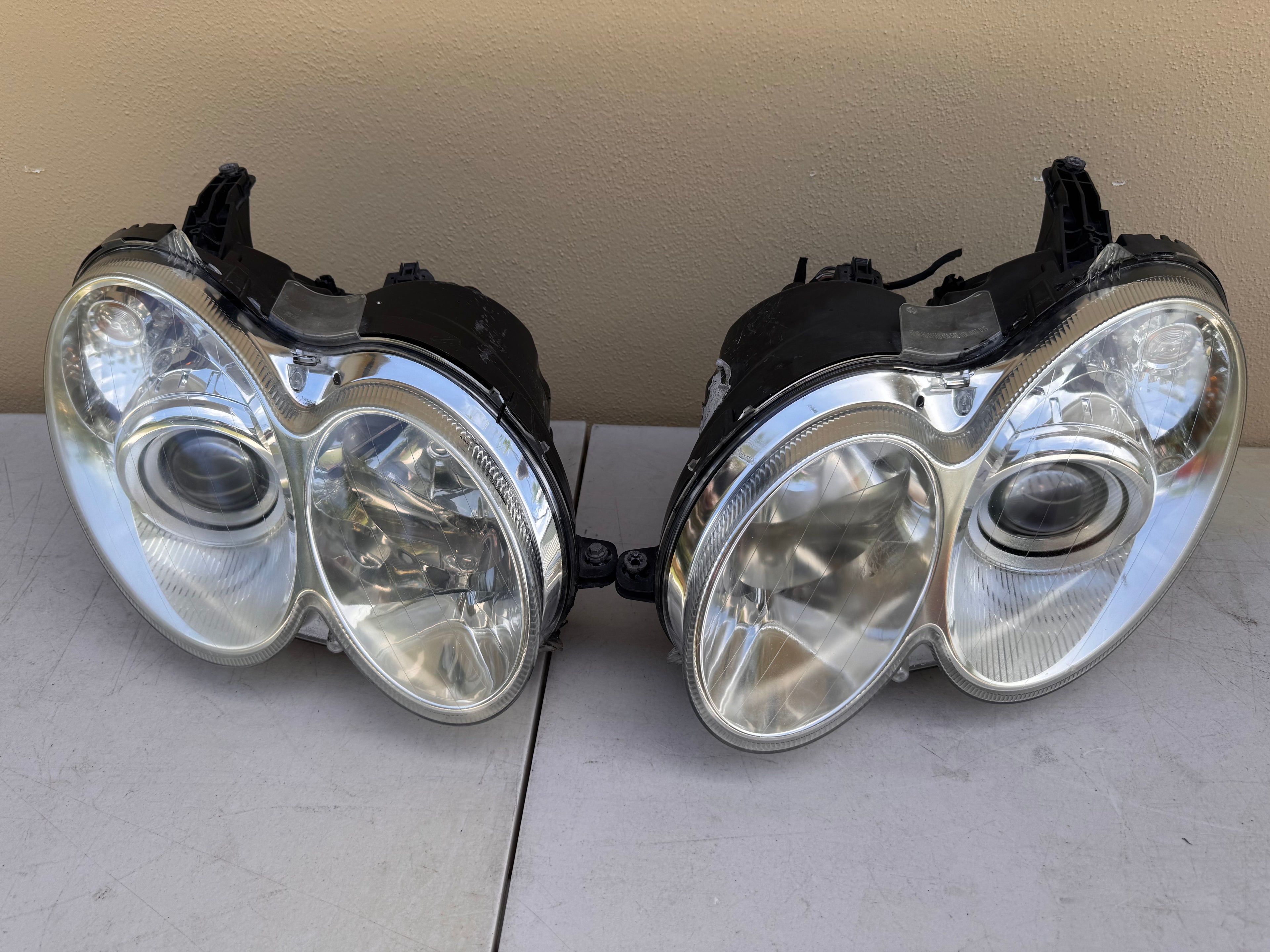 OEM Mercedes-Benz CLK W209 Bi-Xenon HID AFS Headlight Assembly Pair | 2003–2009 CLK320 CLK350 CLK500 CLK55 AMG