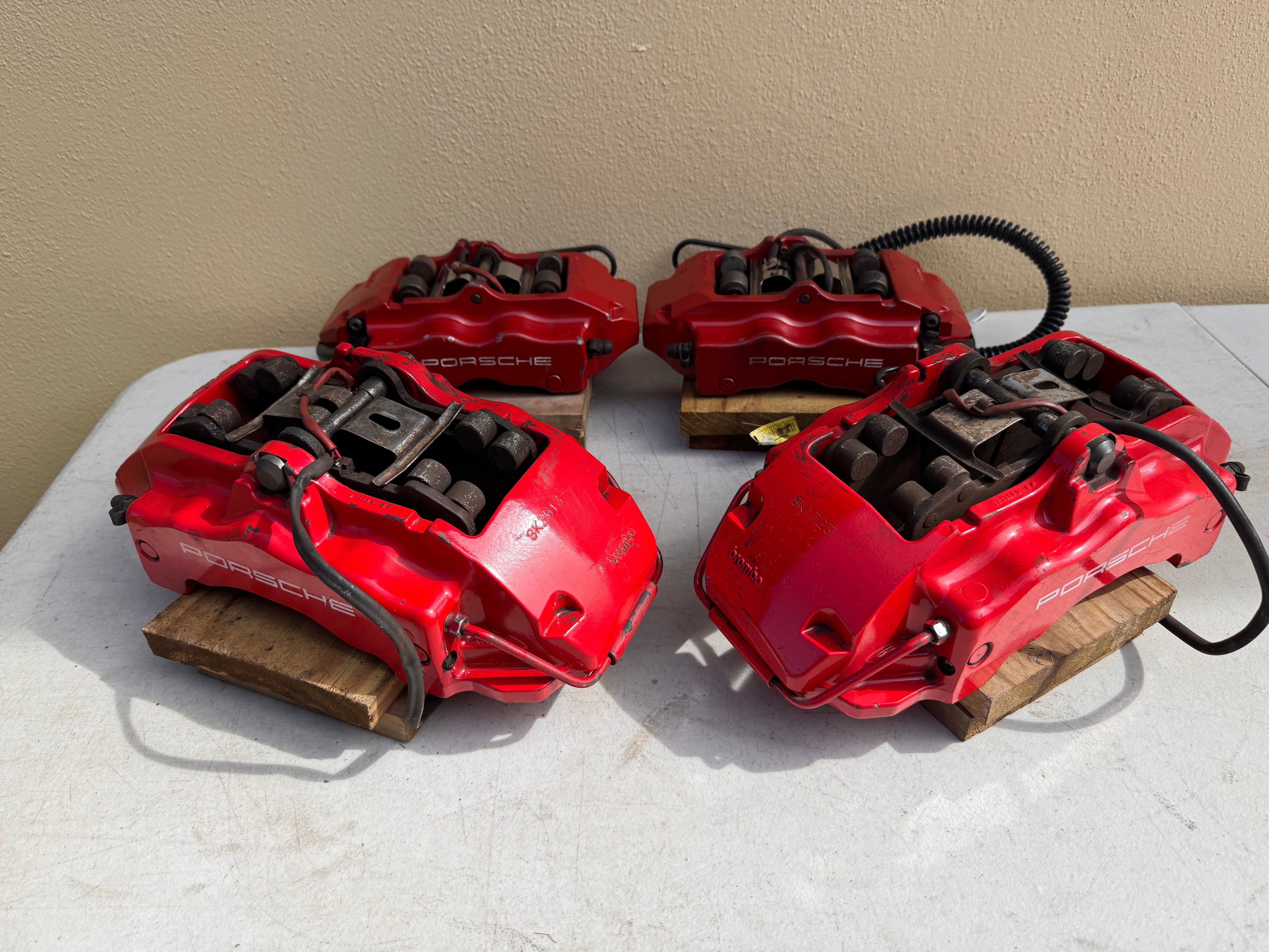 2008–2010 Porsche Cayenne OEM Brembo Brake Caliper Set 18ZR 18ZL | Audi Q7 | VW Touareg