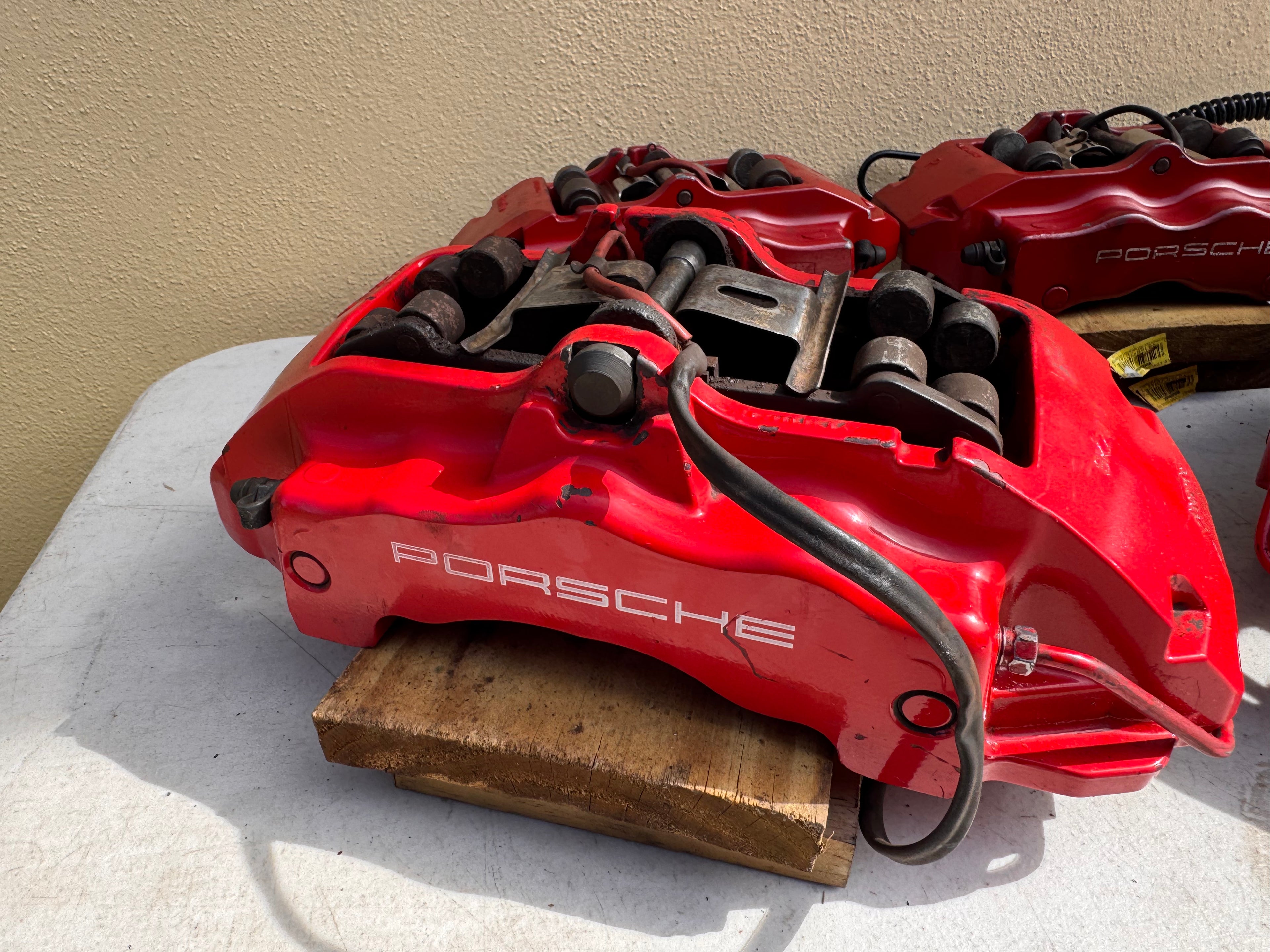2008–2010 Porsche Cayenne OEM Brembo Brake Caliper Set 18ZR 18ZL | Audi Q7 | VW Touareg
