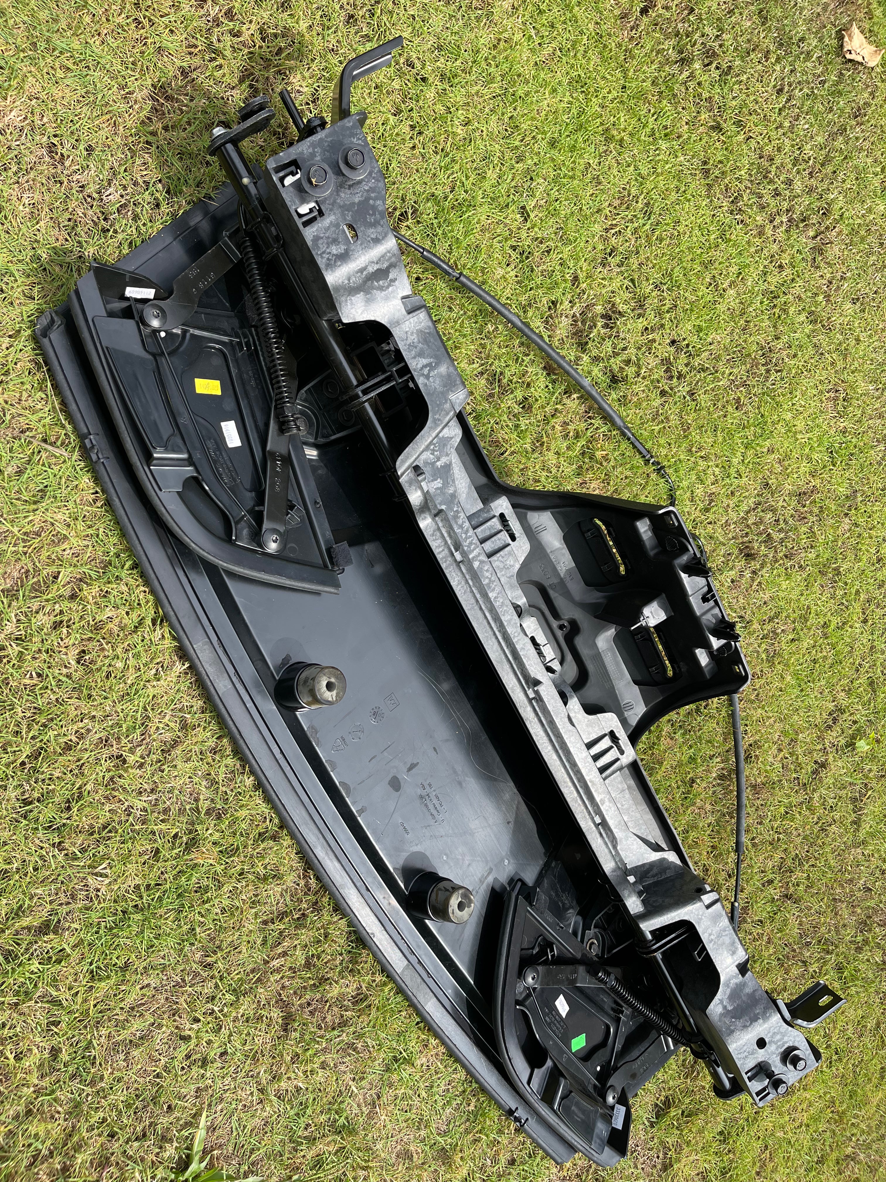 06-09 Pontiac G6 Convertible Top Rear Deck Cover Boot Panel Complete OEM