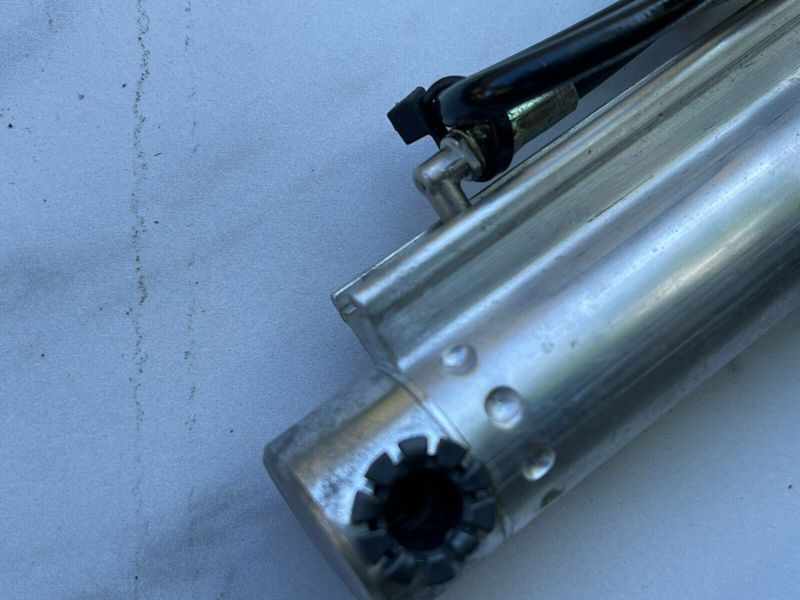 03-09 Mercedes-Benz CLK500 CLK320 W209 Convertible Main Lift Cylinder