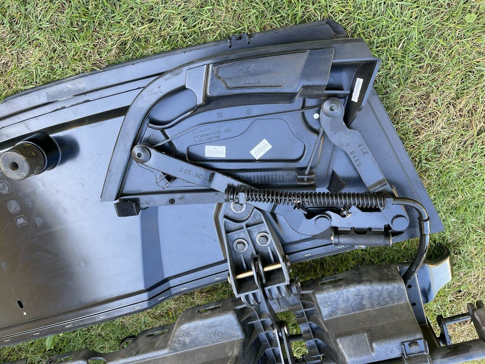 06-09 Pontiac G6 Convertible Top Rear Deck Cover Boot Panel Complete OEM