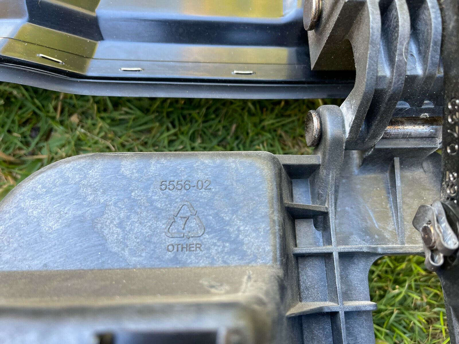 06-09 Pontiac G6 Convertible Top Rear Deck Cover Boot Panel Complete OEM