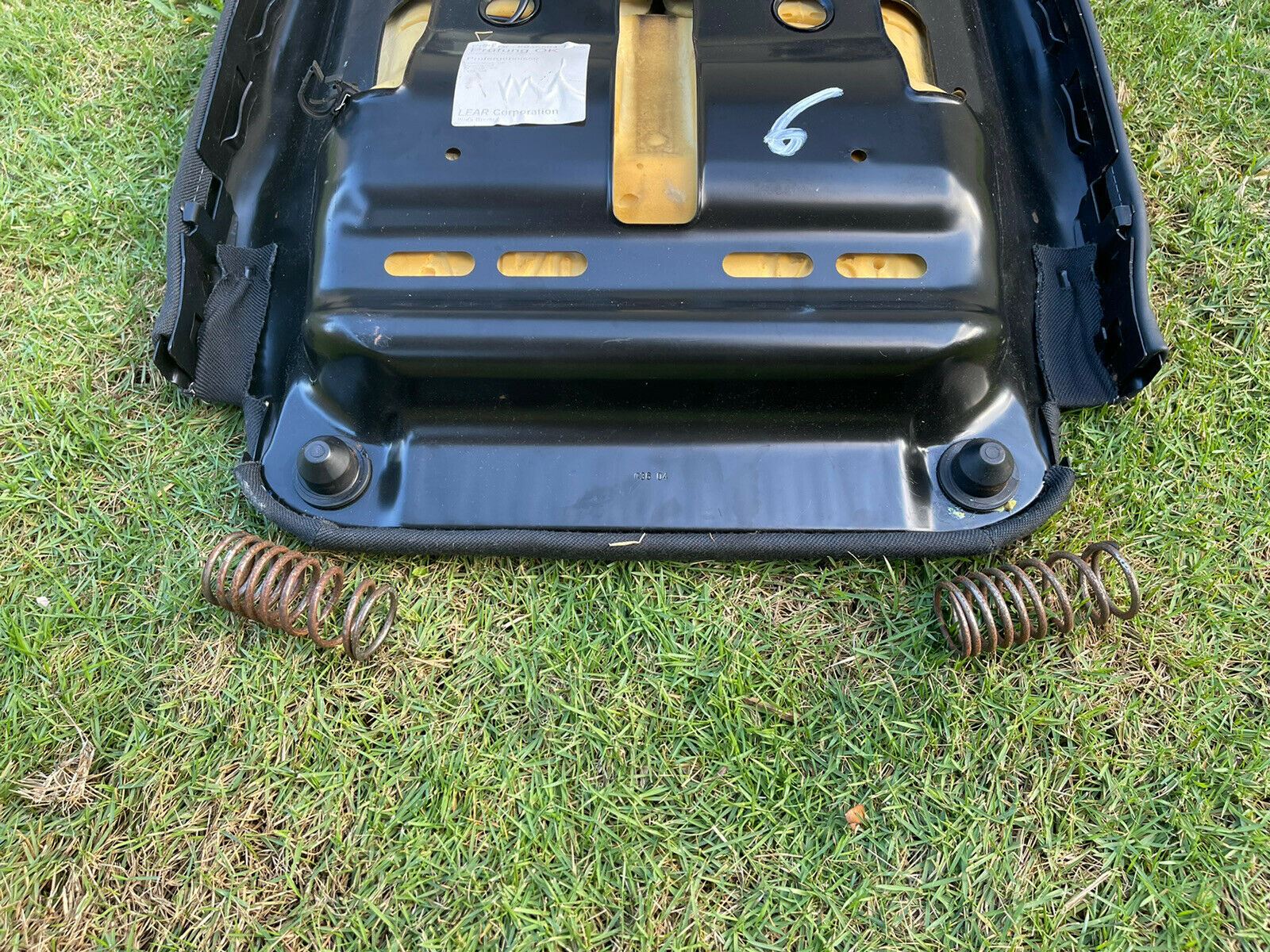 05-06 Chrysler Crossfire SRT-6  SRT6 AMG Seat Bottom Skin Leather Suede Left OEM