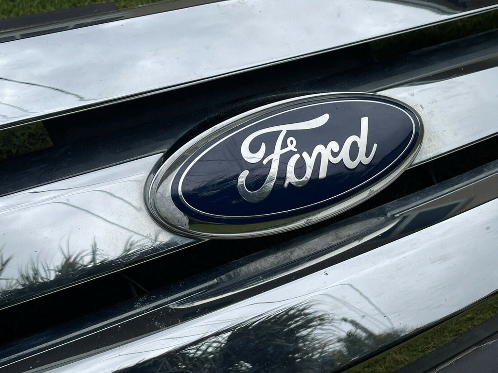 10-12 Ford Fusion Grille Upper Complete OEM
