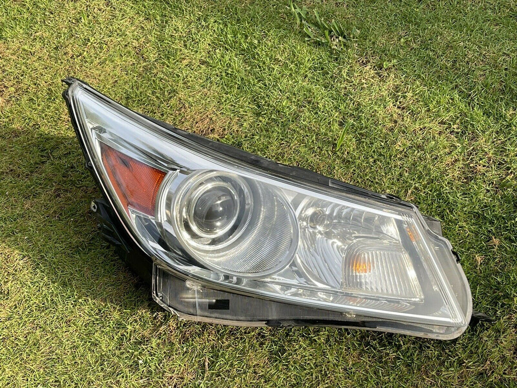 10-13 Buick Lacrosse HID Xenon Headlight Assembly RH OEM