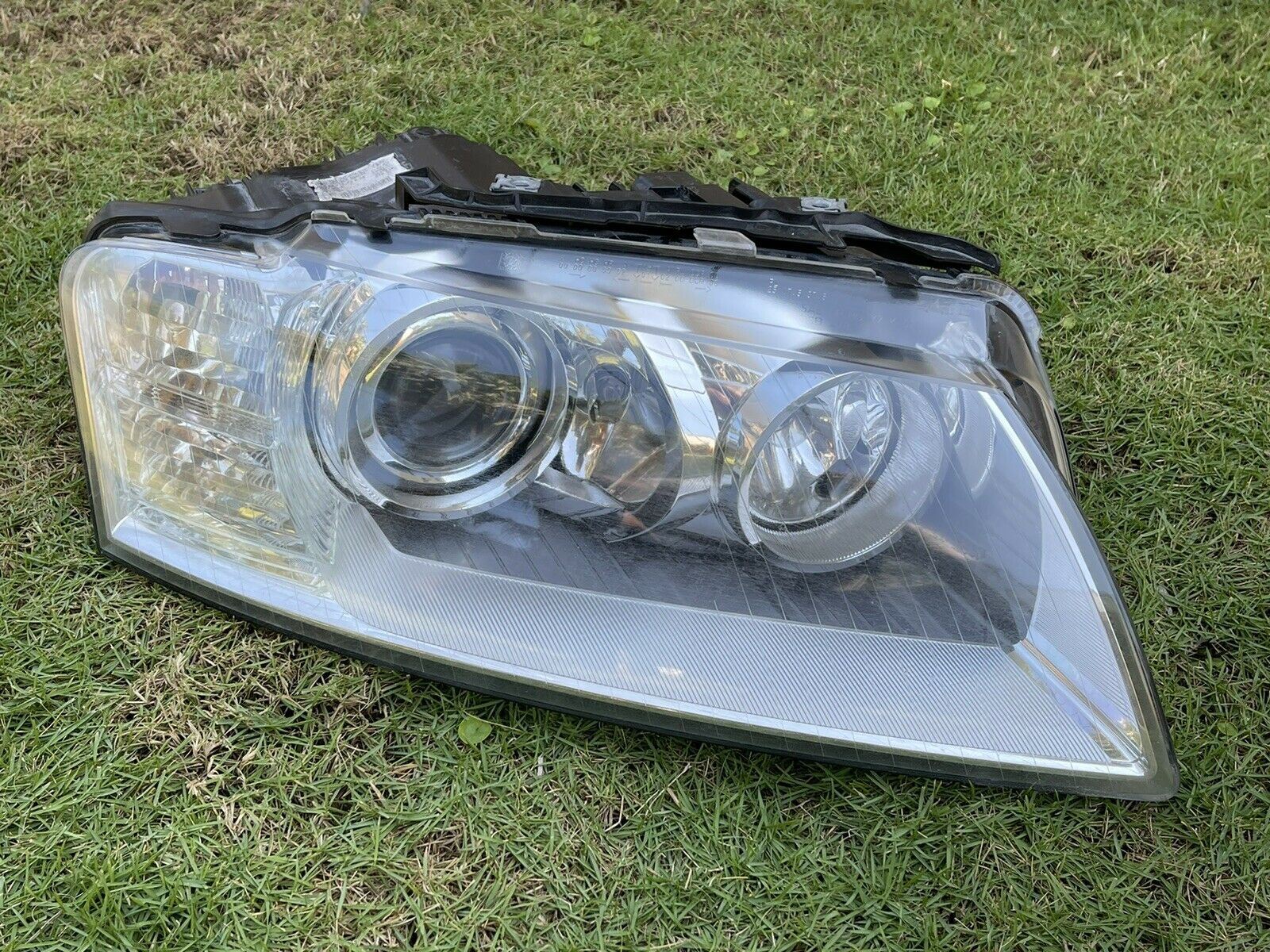 06-10 AUDI A8 A8L S8 XENON HID HEADLIGHT ASSEMBLY RH RIGHT PASSENGER LAMP OEM