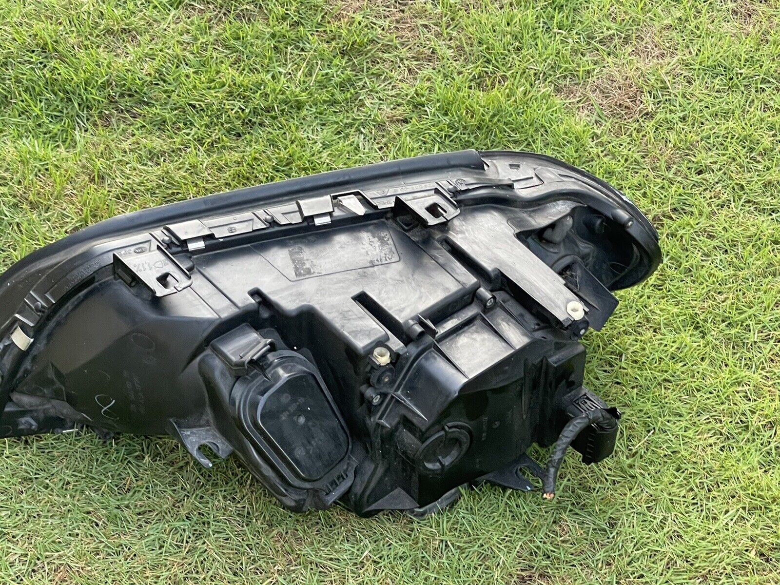 04-06 BMW X5 E53 RH Xenon HID Headlight Assembly OEM