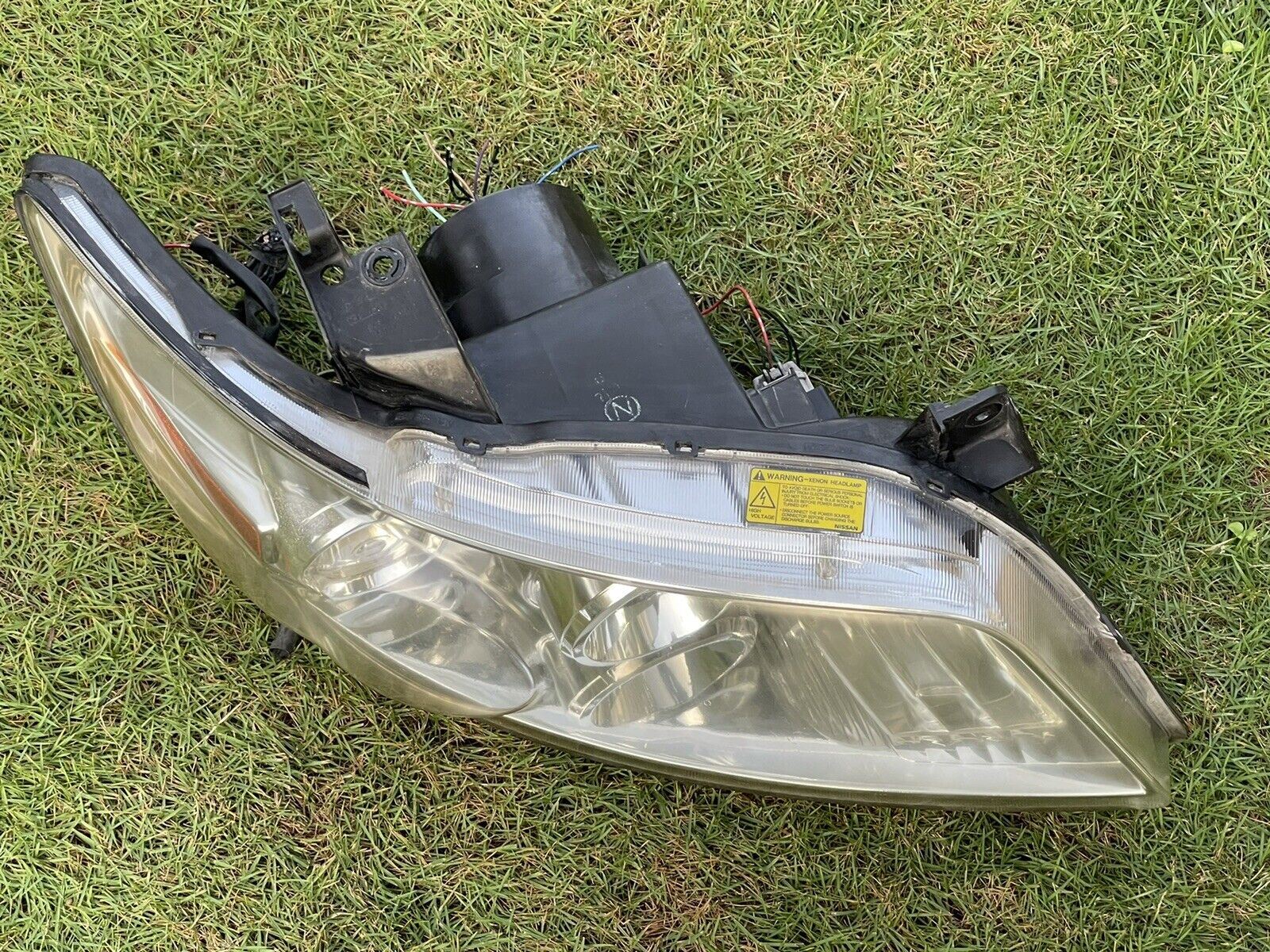 03-08 Infiniti FX45 HID Headlight Assembly RH OEM