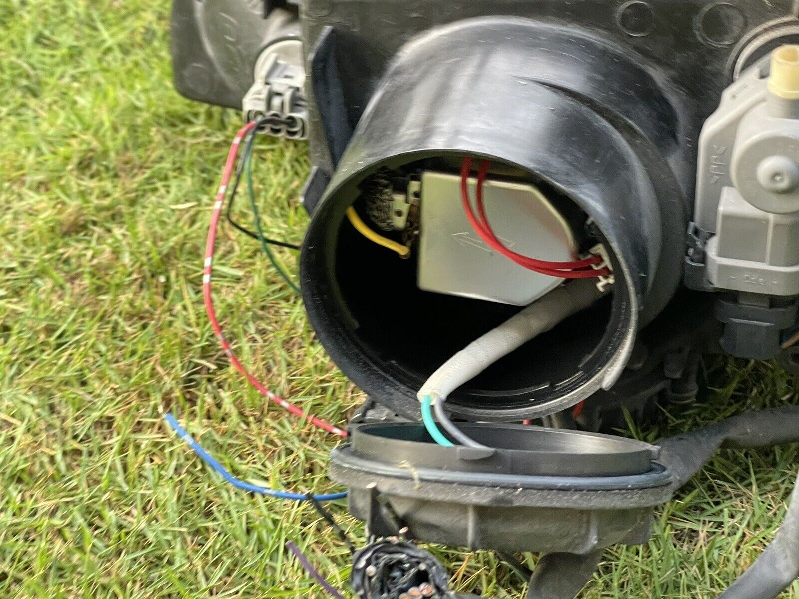 03-08 Infiniti FX45 HID Headlight Assembly RH OEM