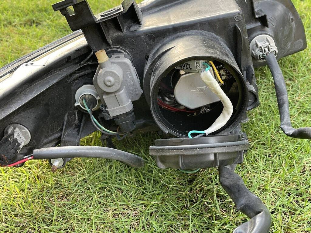 03-08 Infiniti FX45 HID Headlight Assembly LH OEM