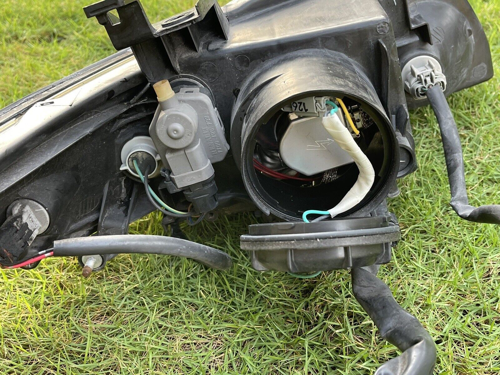 03-08 Infiniti FX45 HID Headlight Assembly LH OEM