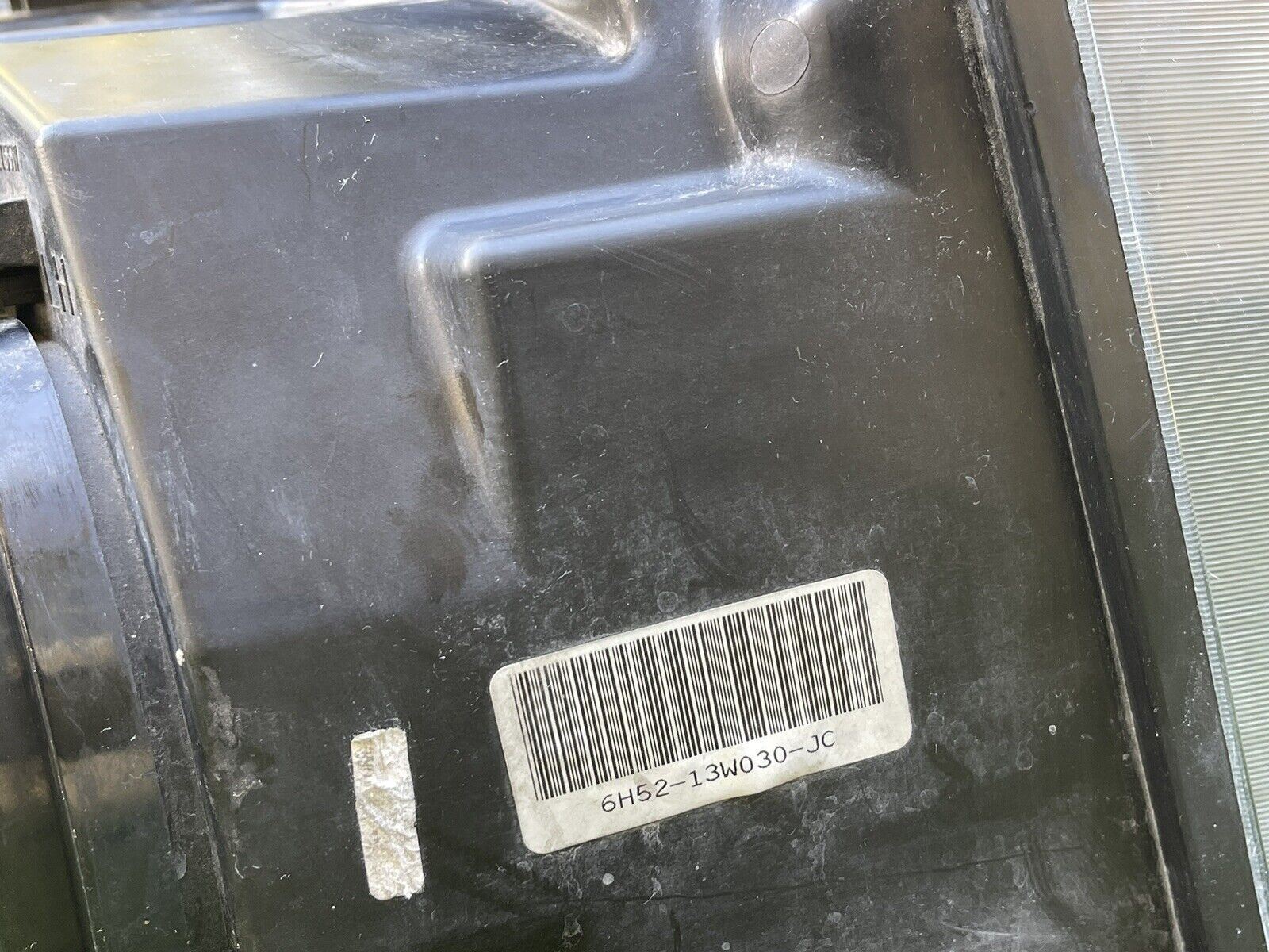 08-12 Land Rover LR2 LH Left HID Headlight Assembly OEM